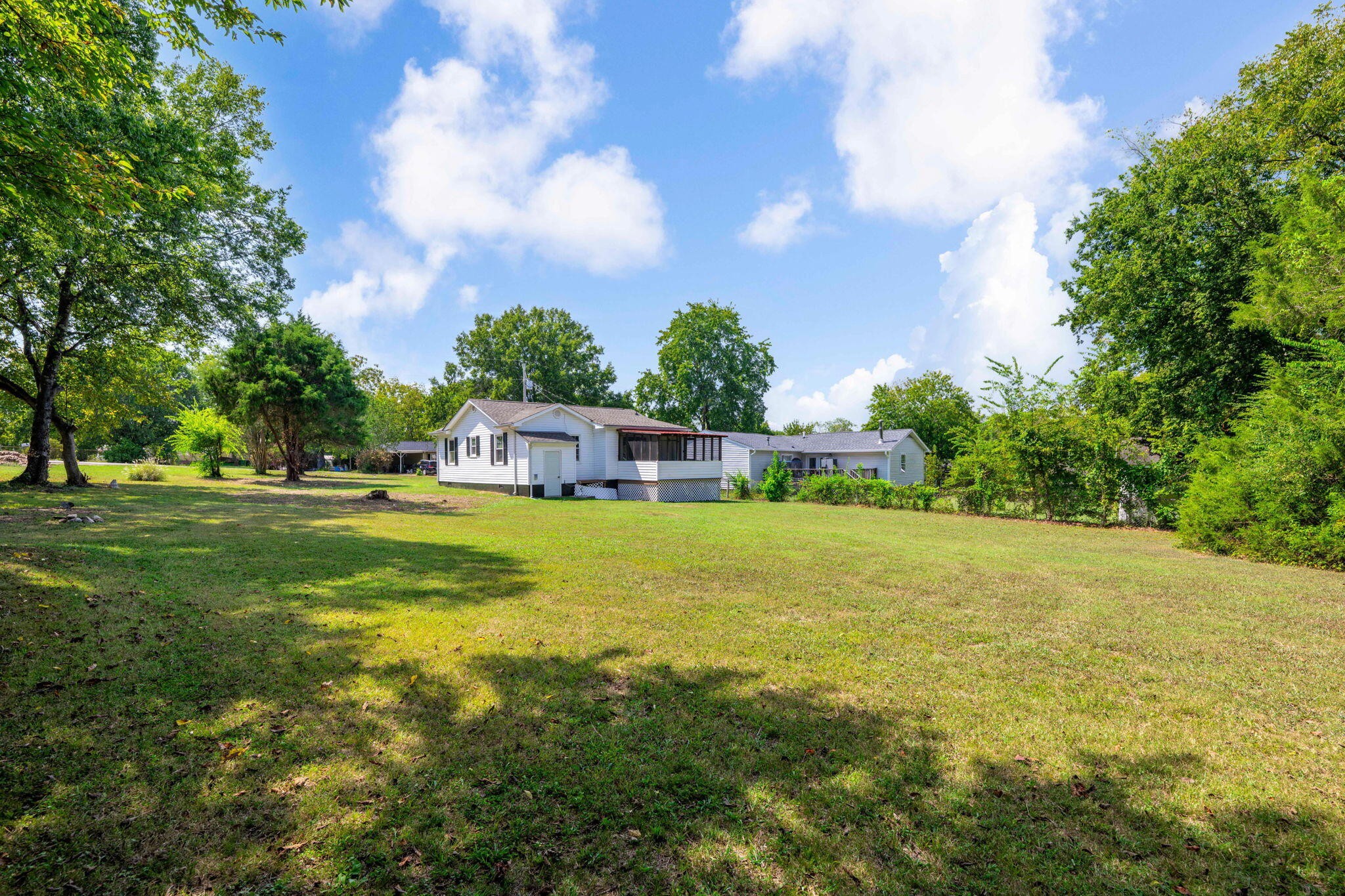 5 Lee Circle Property Photo 34