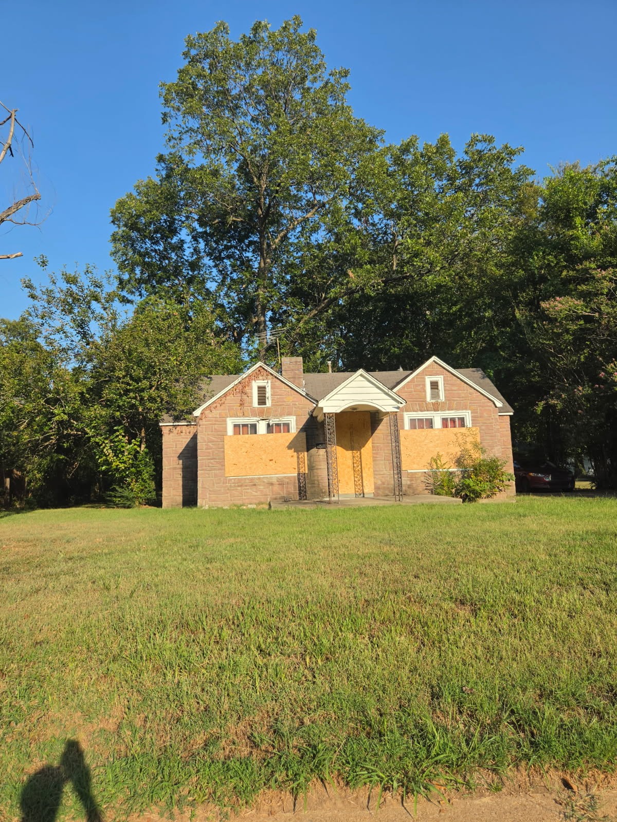 1030 Haynes St Property Photo 1