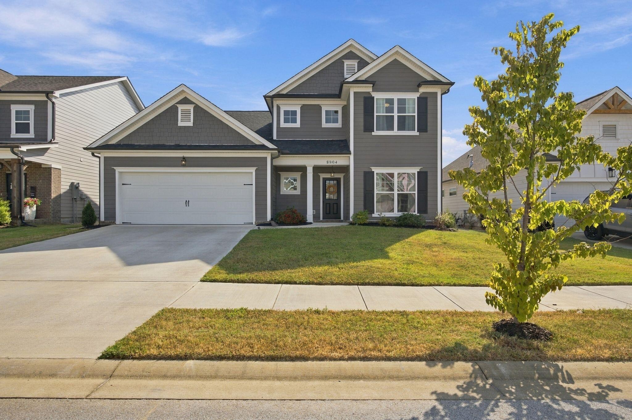 8804 Knolling Loop Property Photo 1