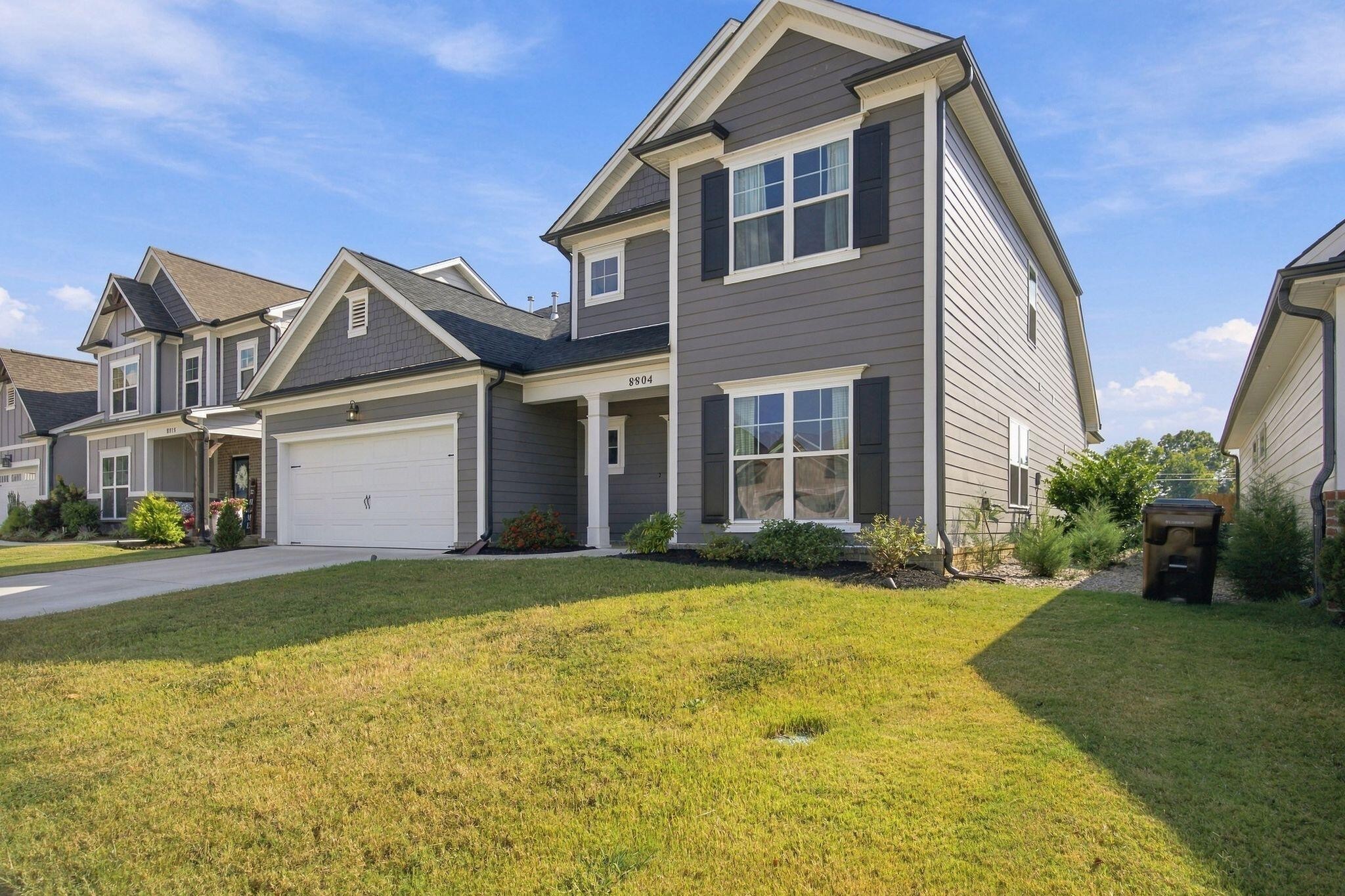 8804 Knolling Loop Property Photo 2