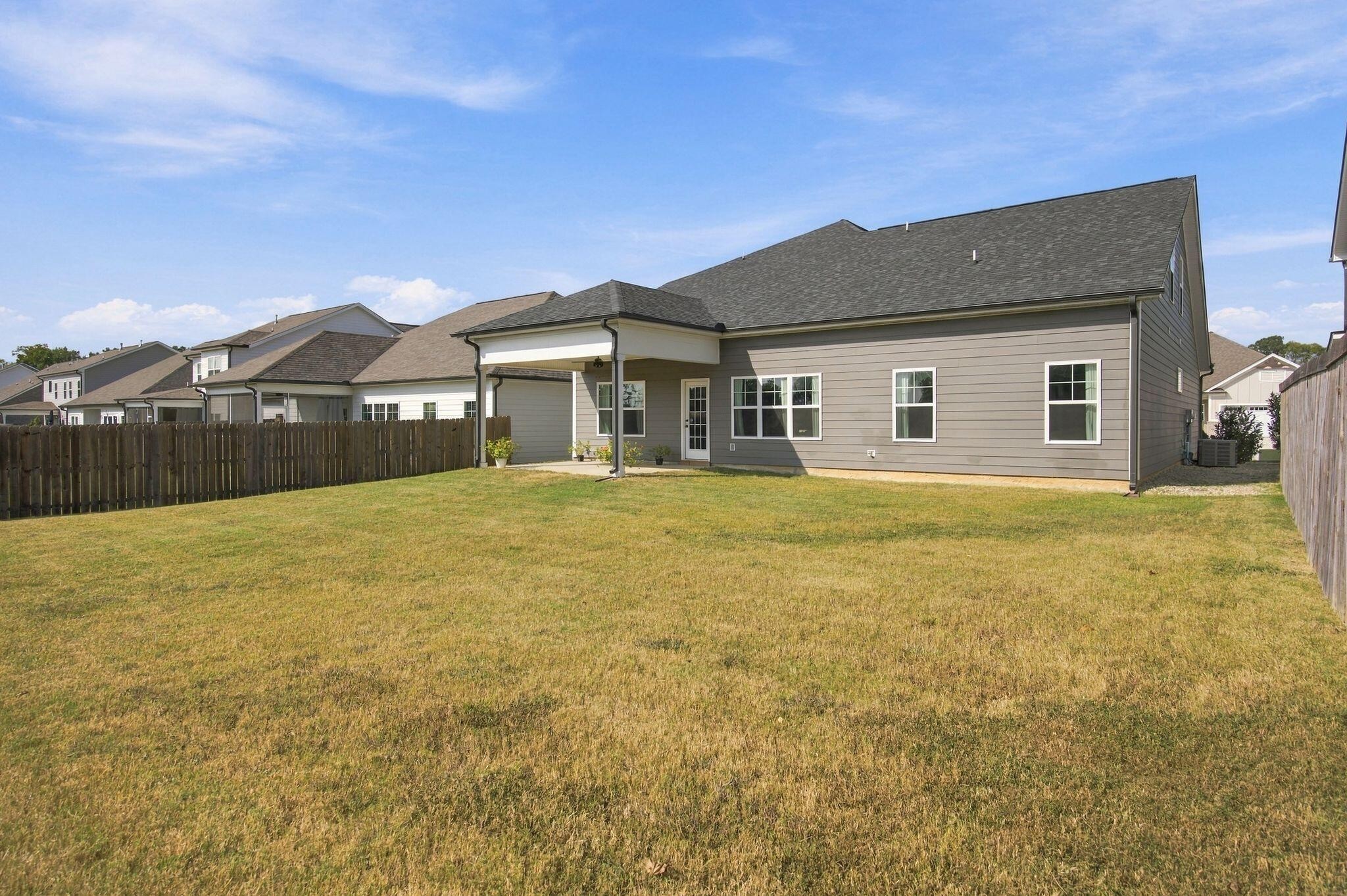 8804 Knolling Loop Property Photo 38