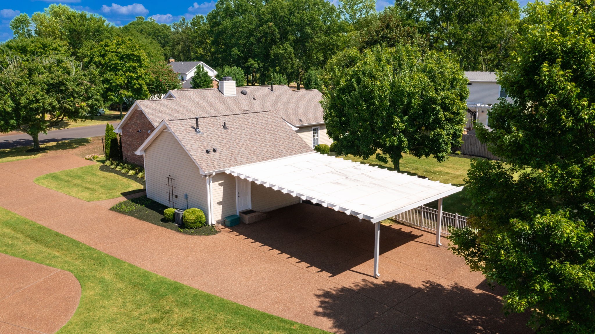 1305 Kinnard Dr Property Photo 41