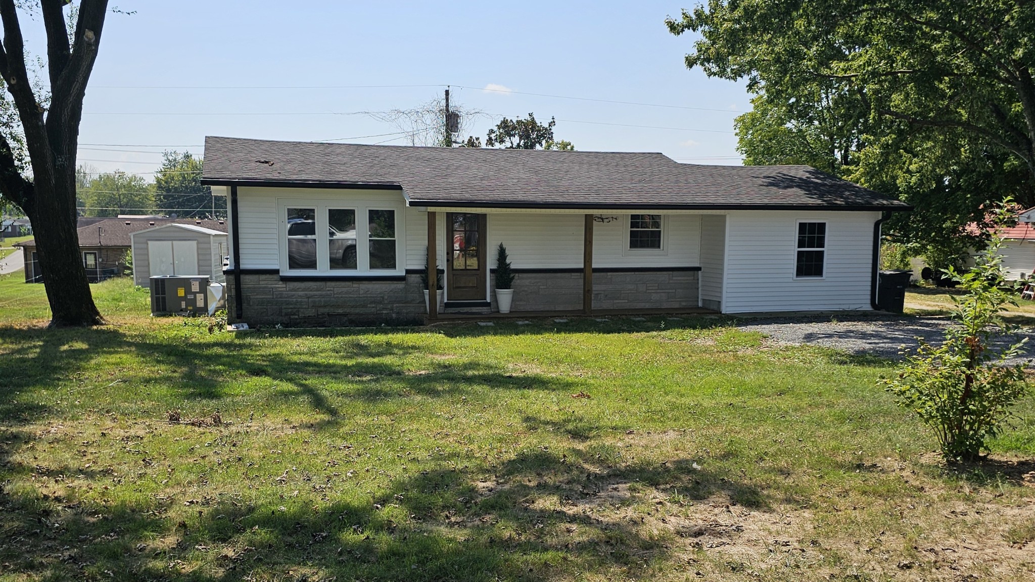 212 Donoho Ave Property Photo 1