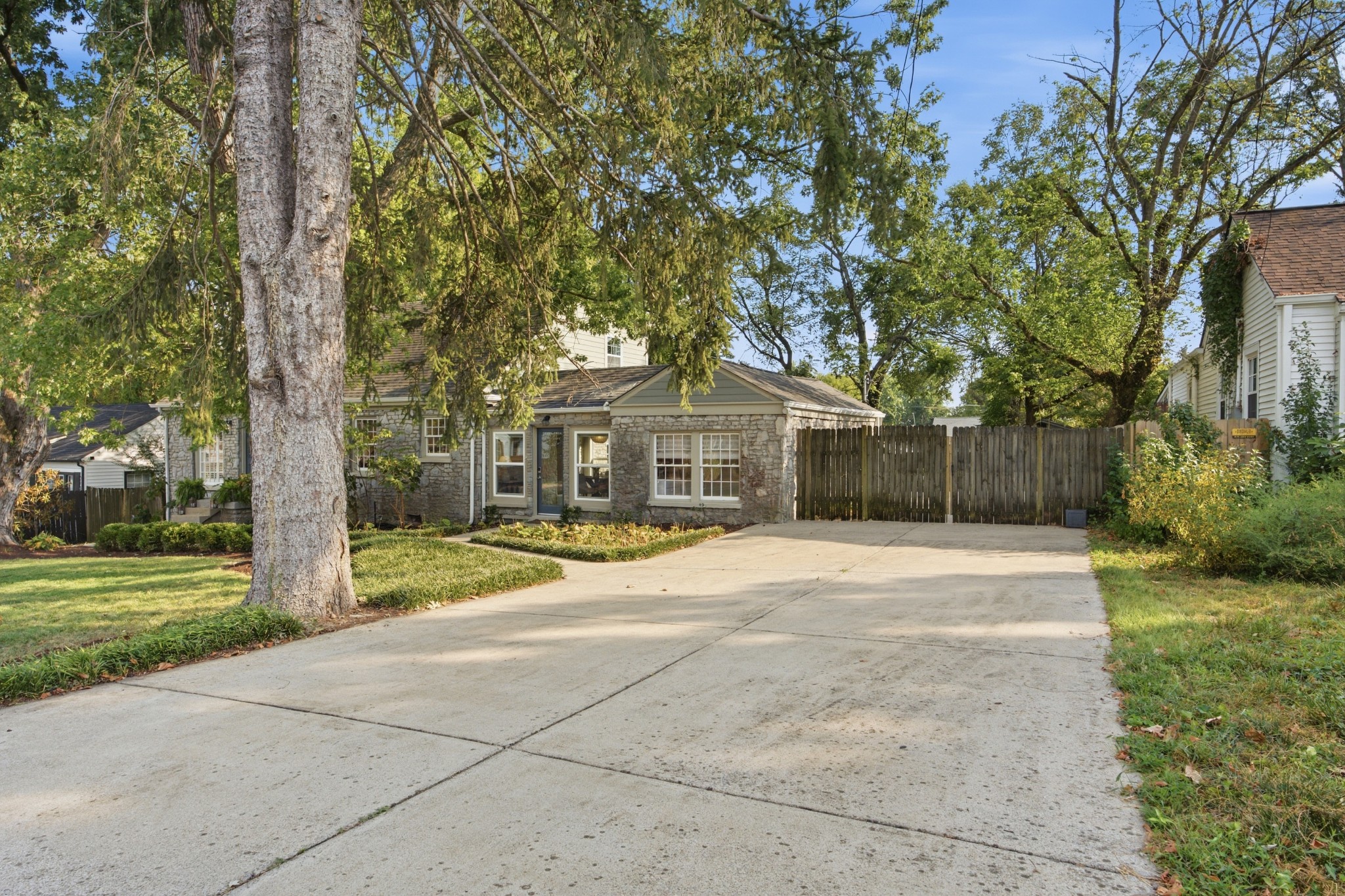816 Gwynn Dr Property Photo 3