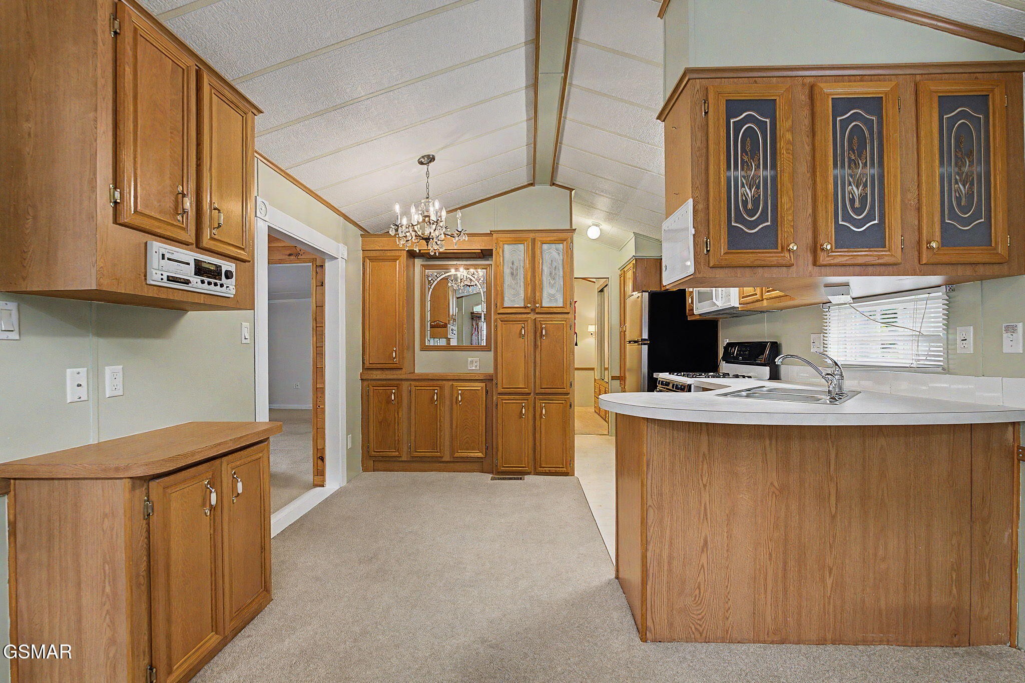 602 Whistling Swan Street Property Photo 6