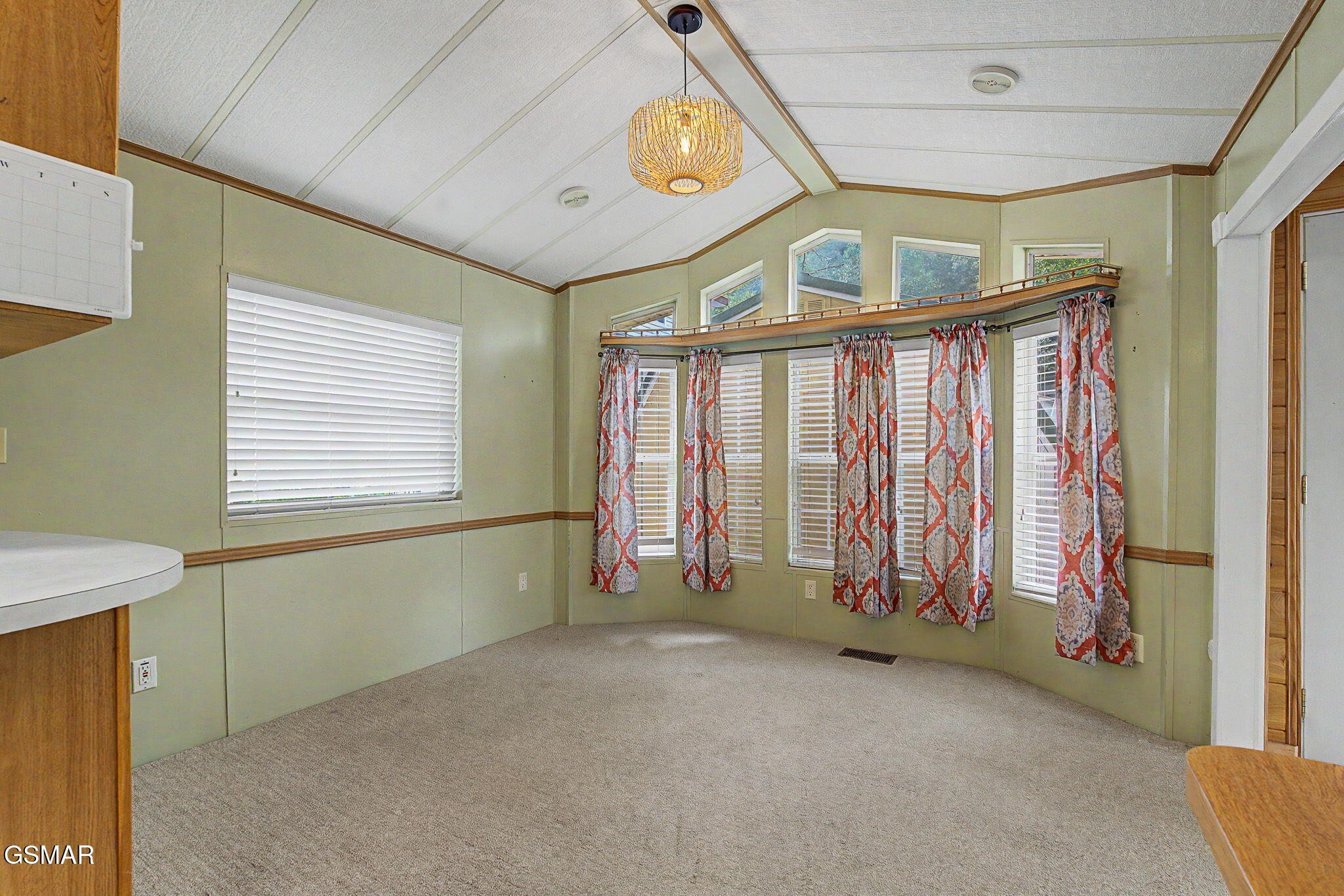 602 Whistling Swan Street Property Photo 7