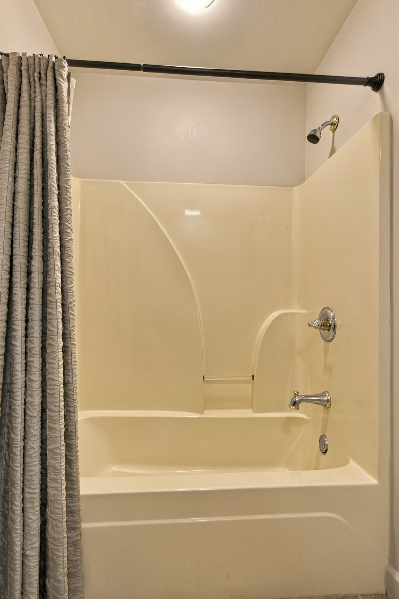 4035 Barfield Crescent Rd Property Photo 48