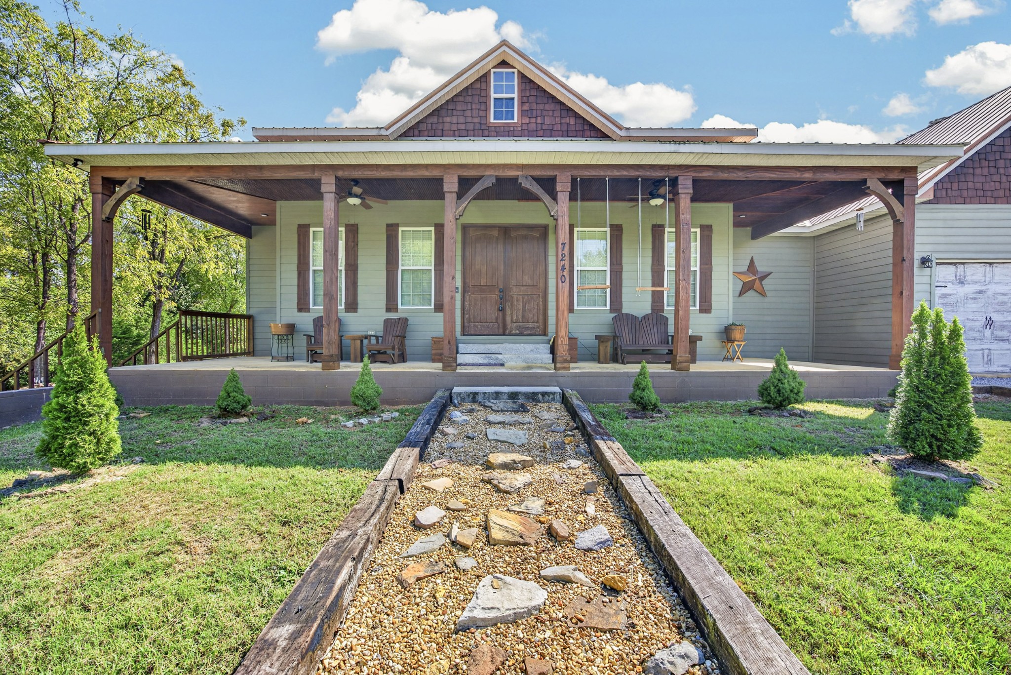 7240 Hook Ridge Rd Property Photo 3