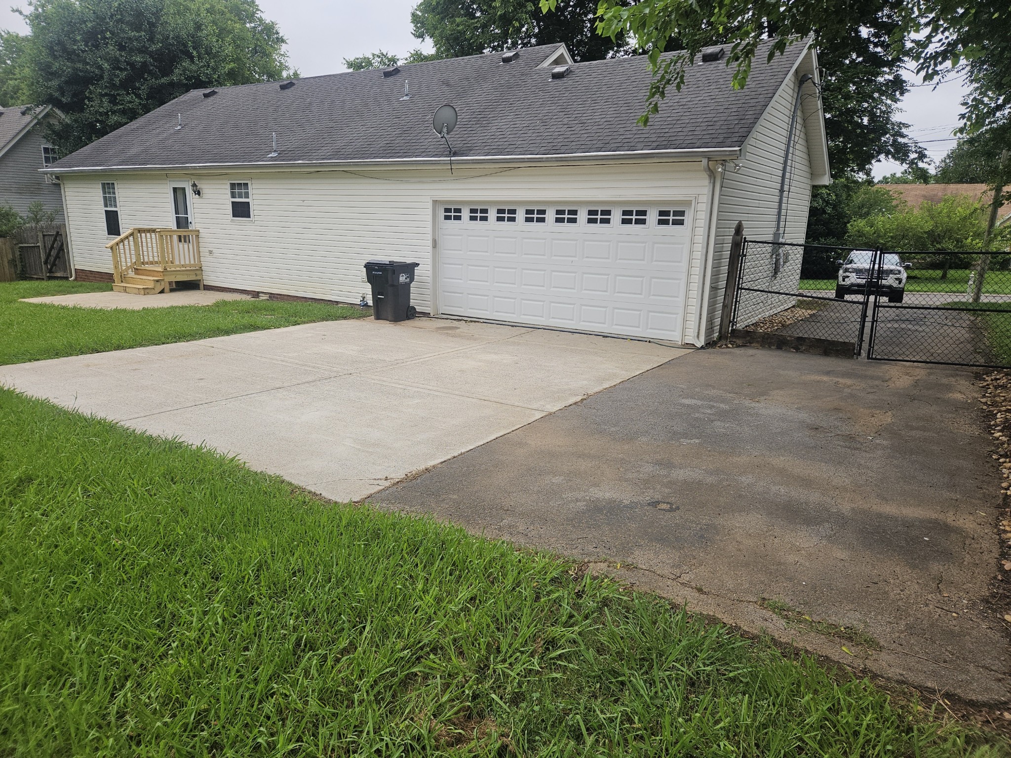 1911 Pecan Ridge Dr Property Photo 35