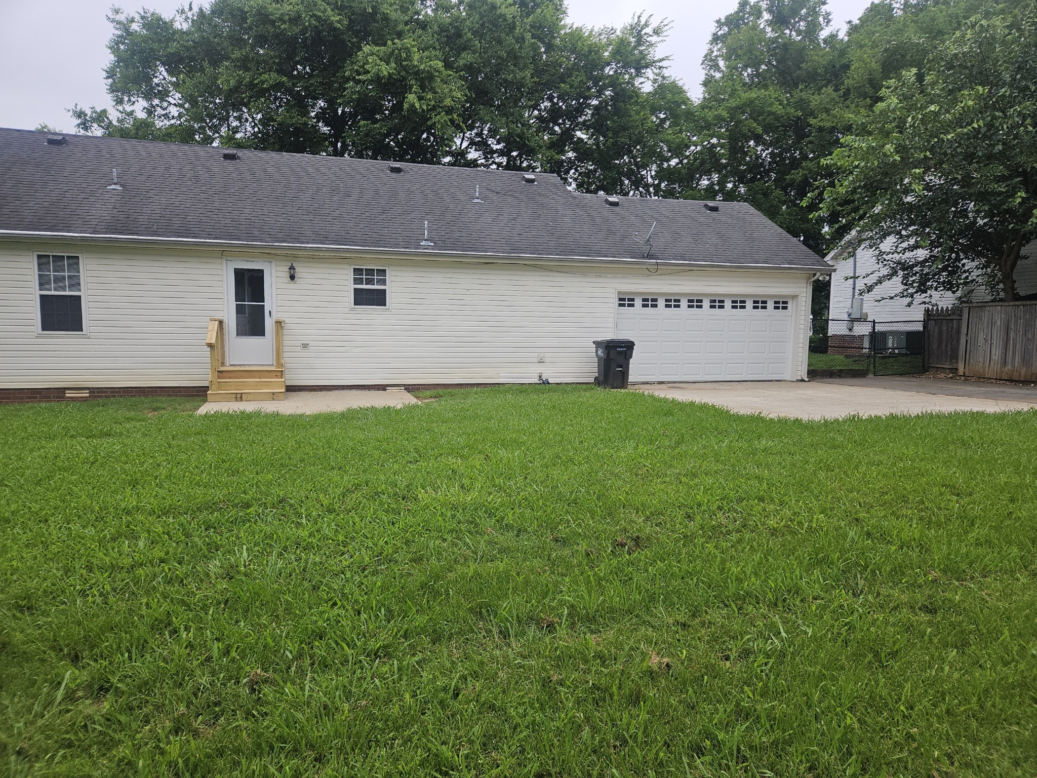 1911 Pecan Ridge Dr Property Photo 36