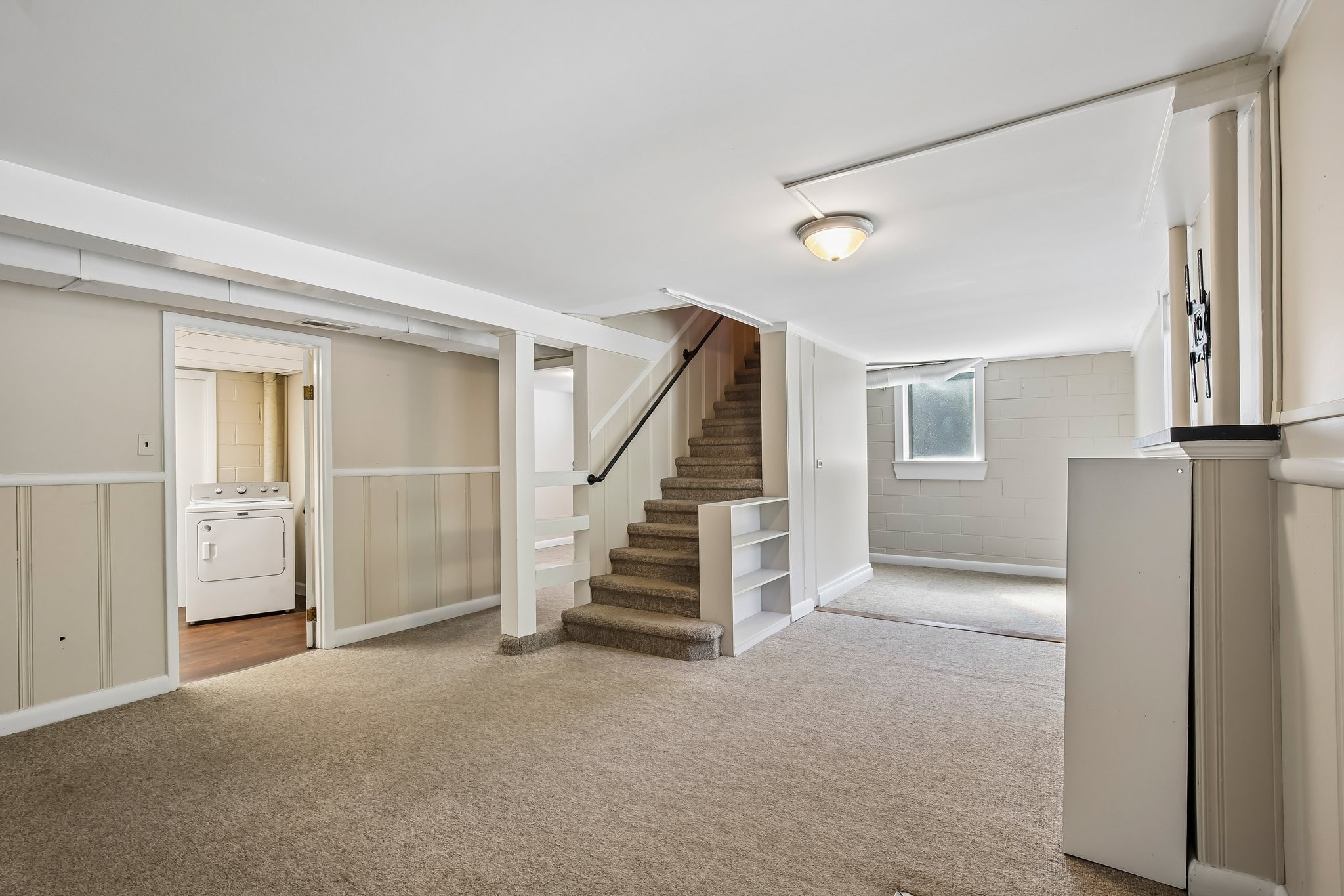 2014 Warden Dr Property Photo 19