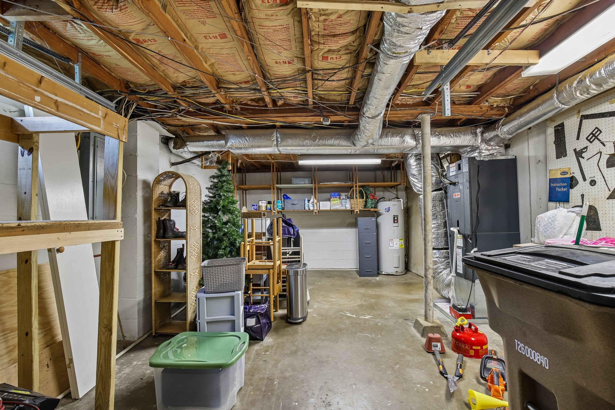 2014 Warden Dr Property Photo 25