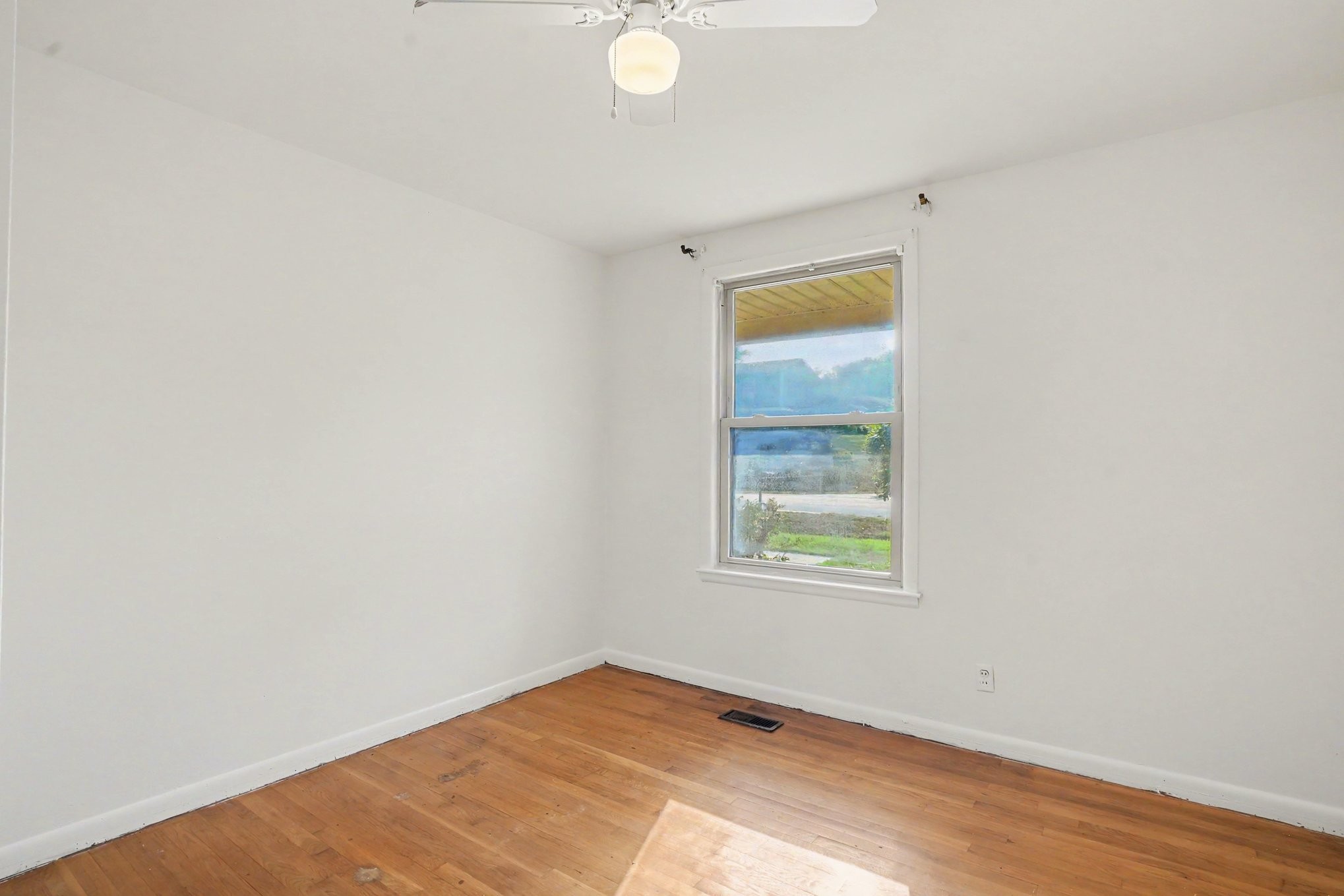 310 Binkley Dr Property Photo 13