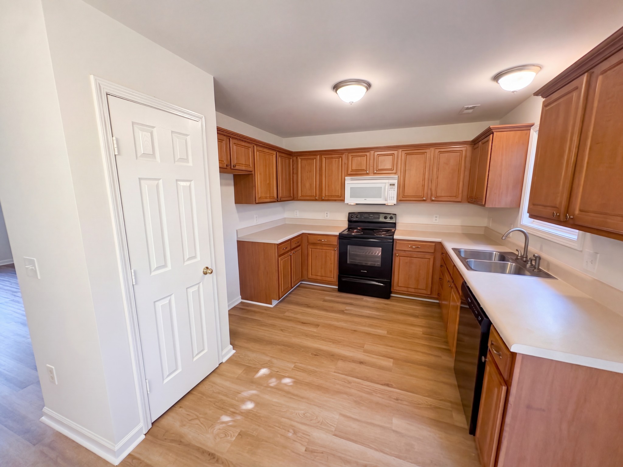 2613 Matchstick Pl Property Photo 2