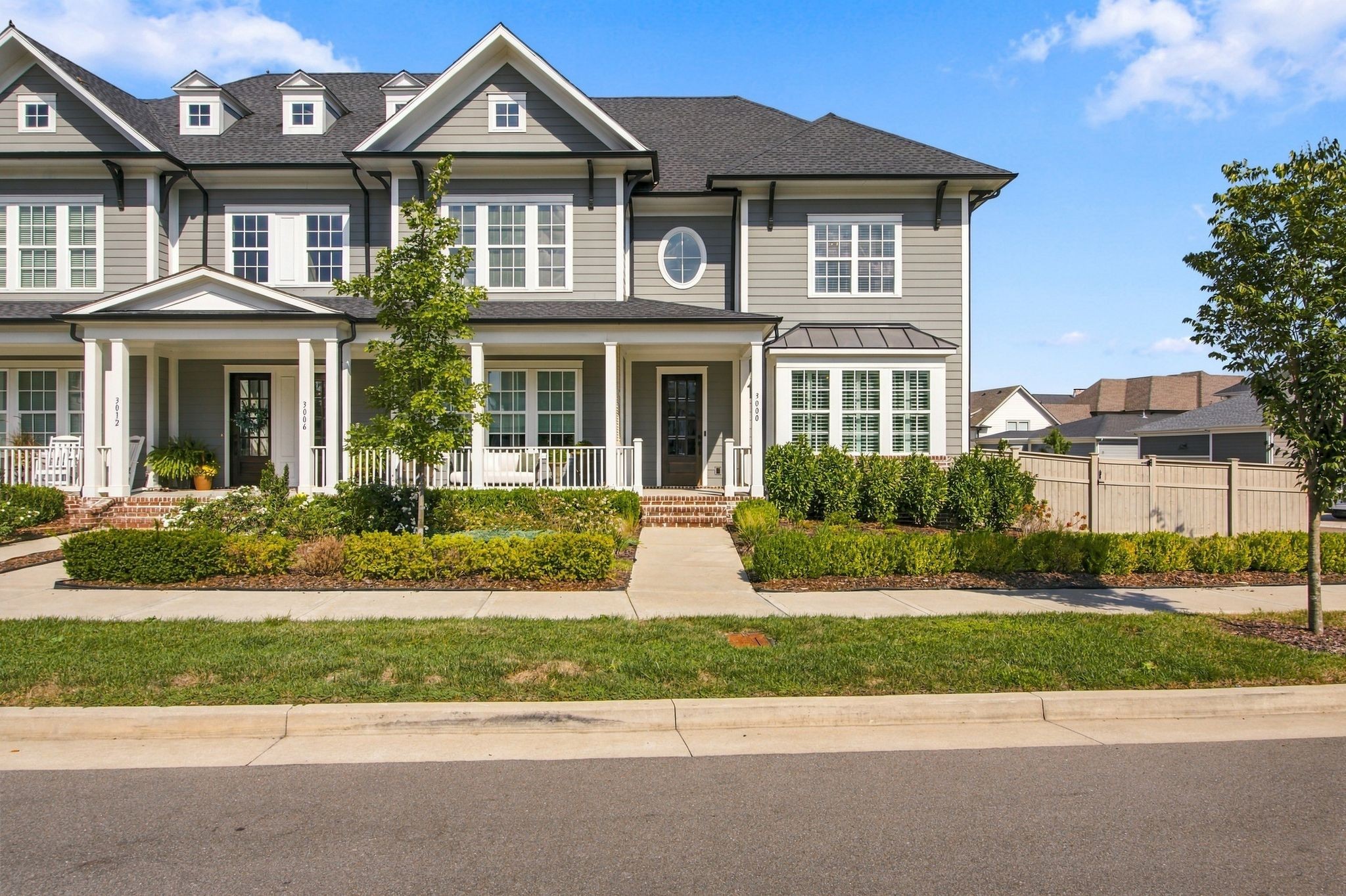 3000 Long Branch Cir Property Photo 1