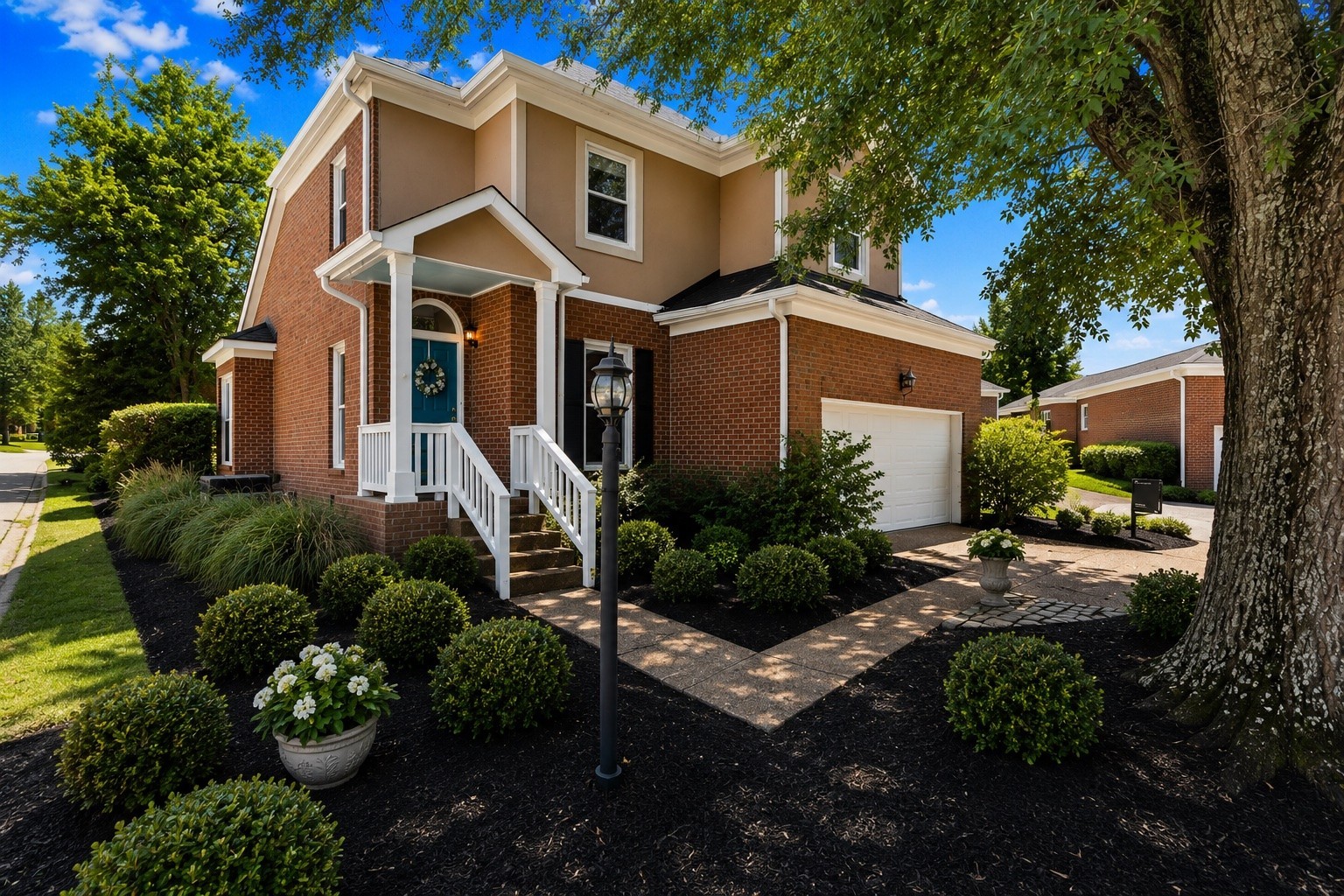 200 Bramley Pl Property Photo 1