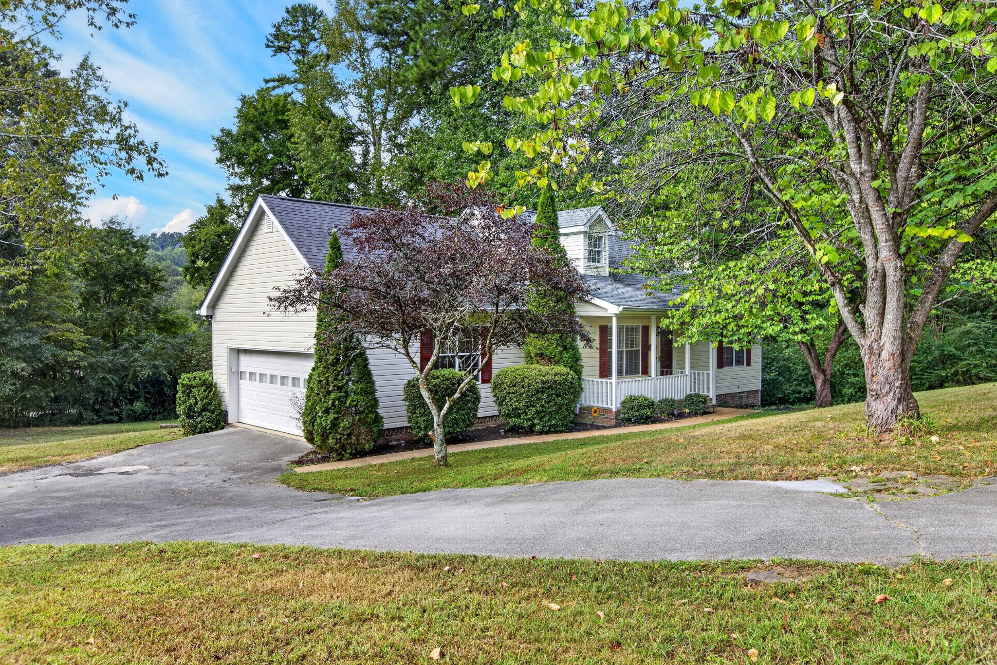 6233 Celtic Drive Property Photo 2
