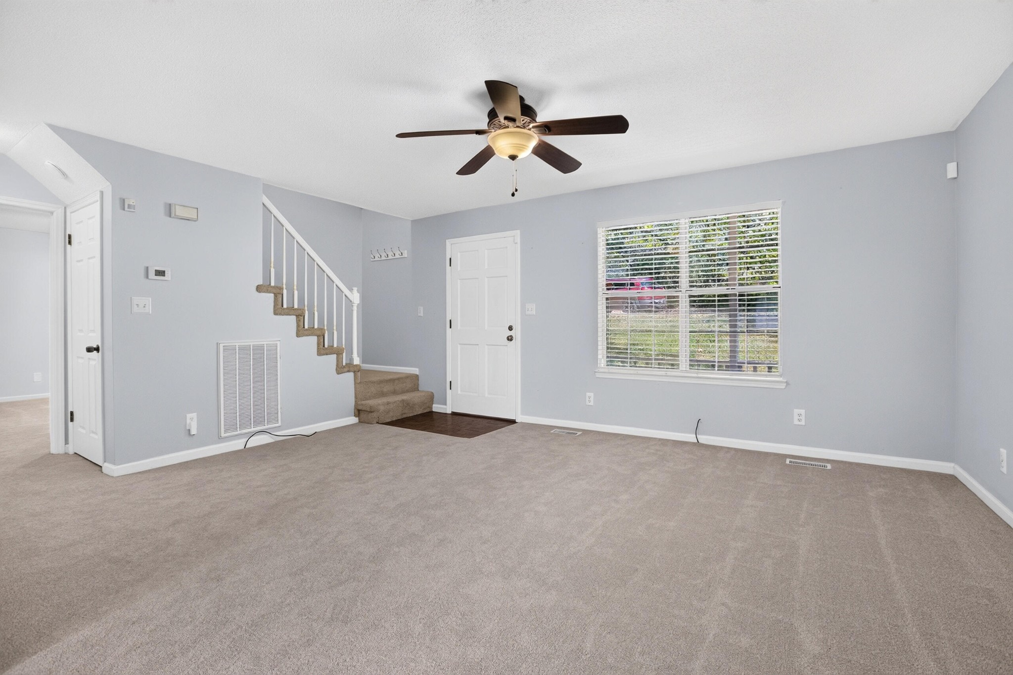 6233 Celtic Drive Property Photo 11