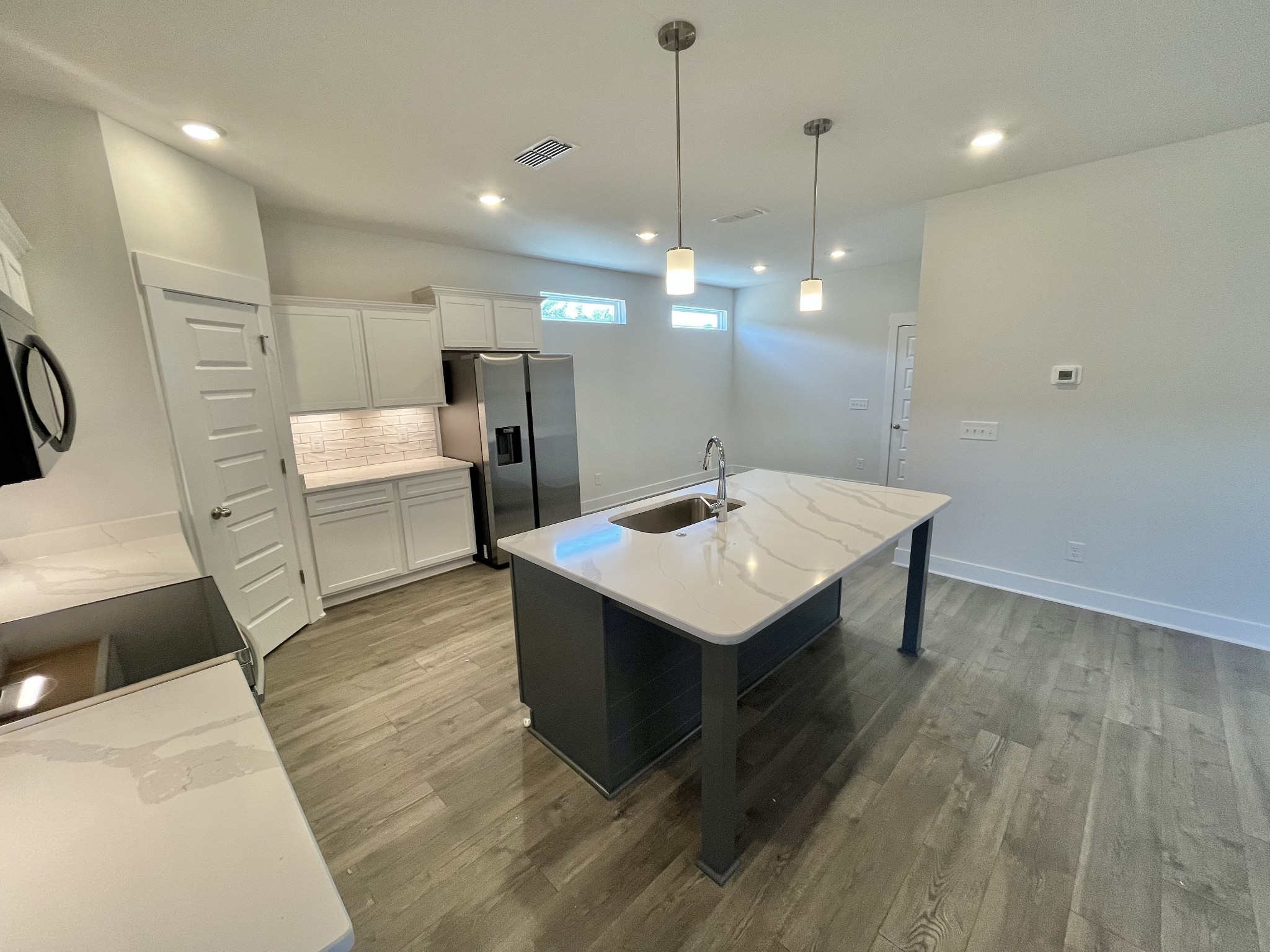 2643 Singletary Road Property Photo 14