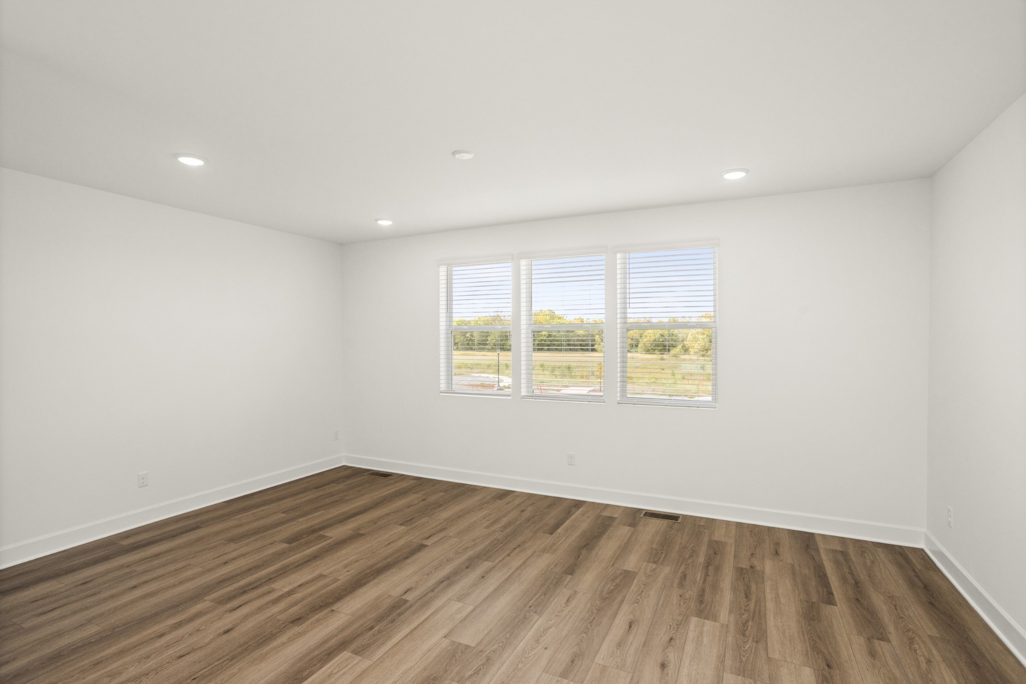190 Barton Village Boulevard Property Photo 25