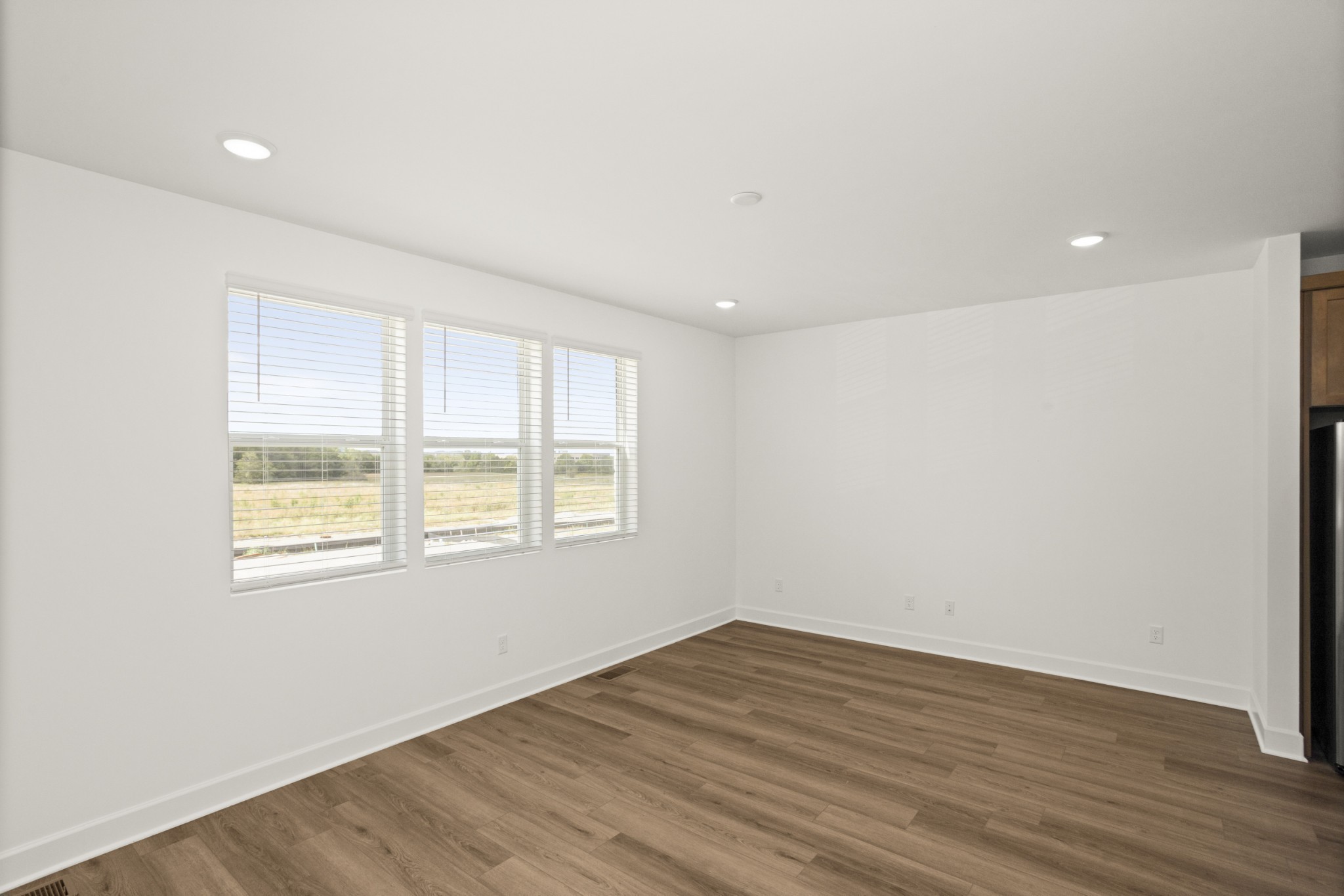 190 Barton Village Boulevard Property Photo 28