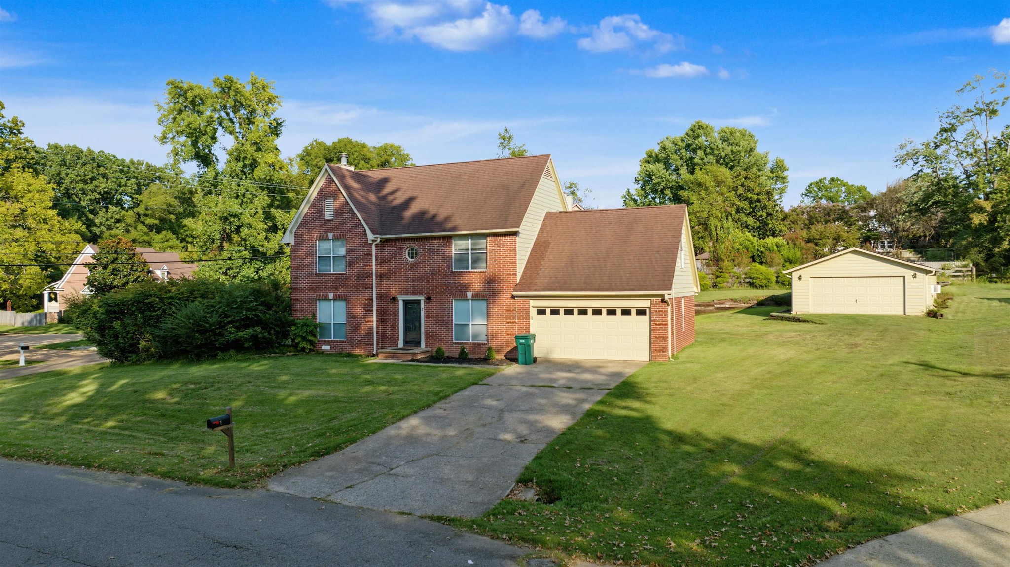 6 Glen Echo Dr Property Photo 2
