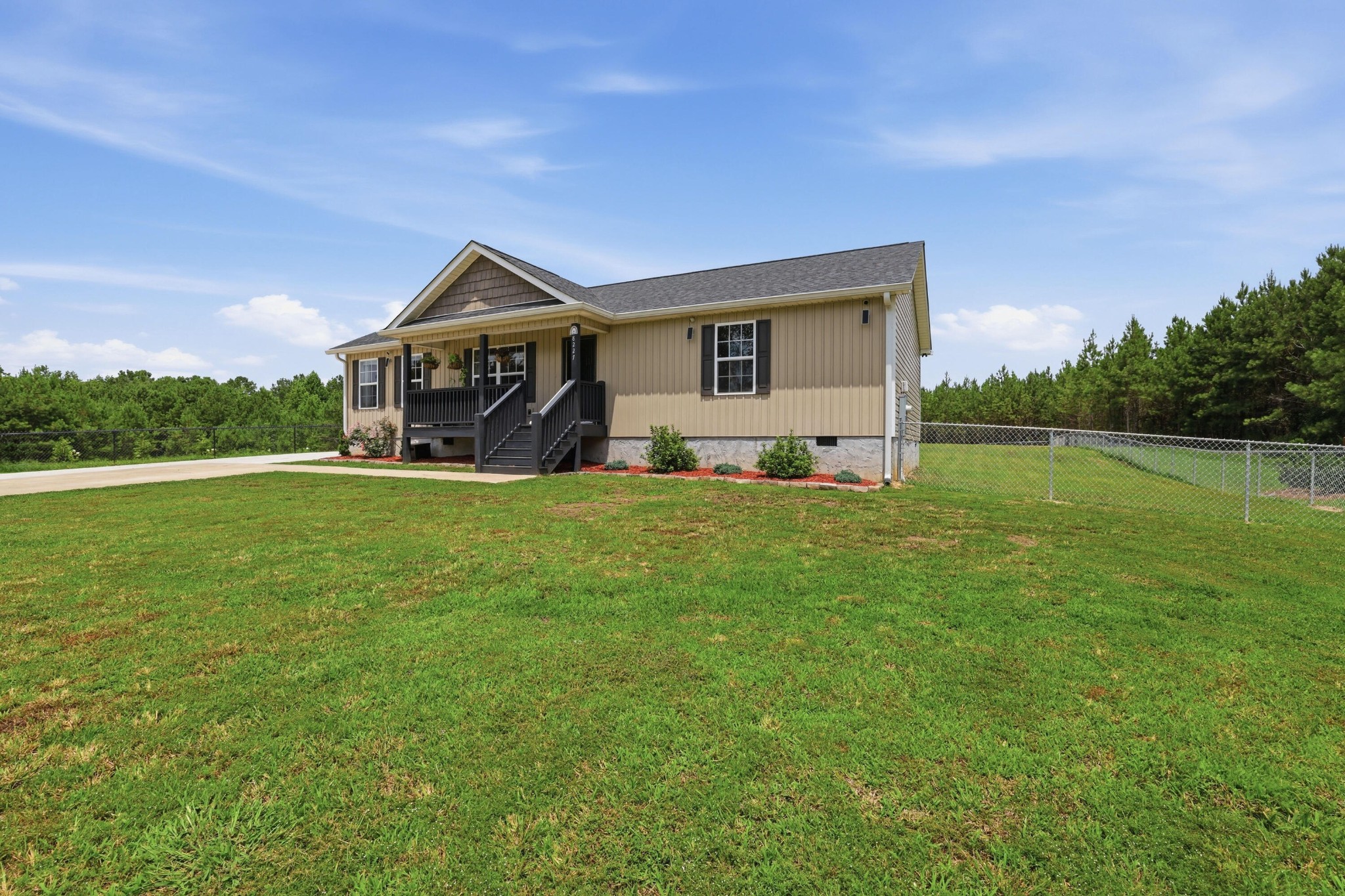 8227 Hwy 2 Property Photo 19