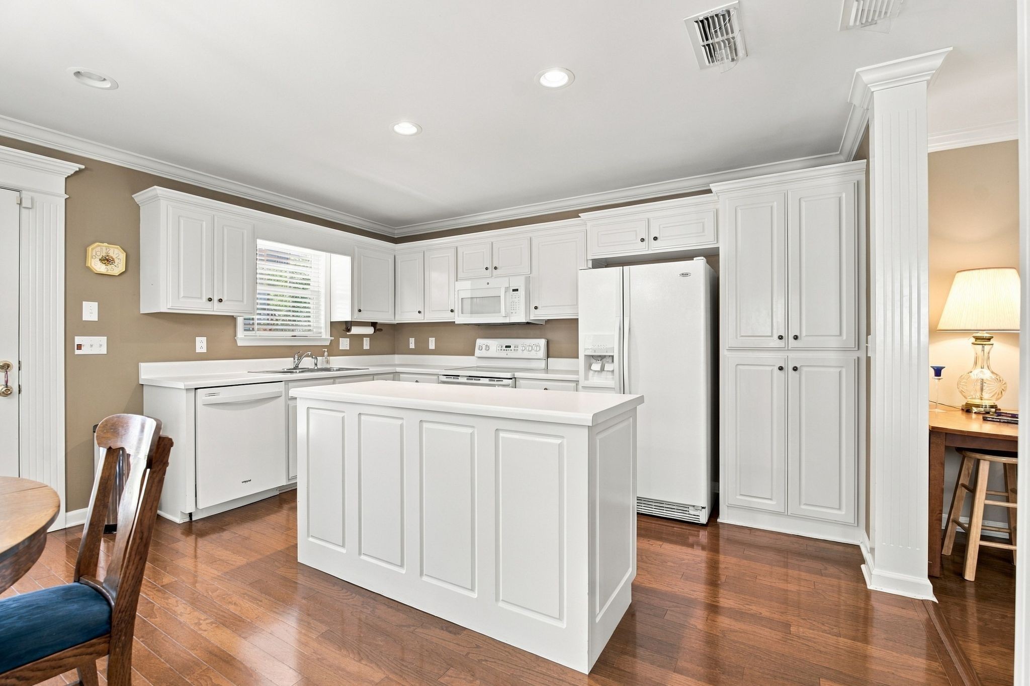 366 Golfview Ct Property Photo 9