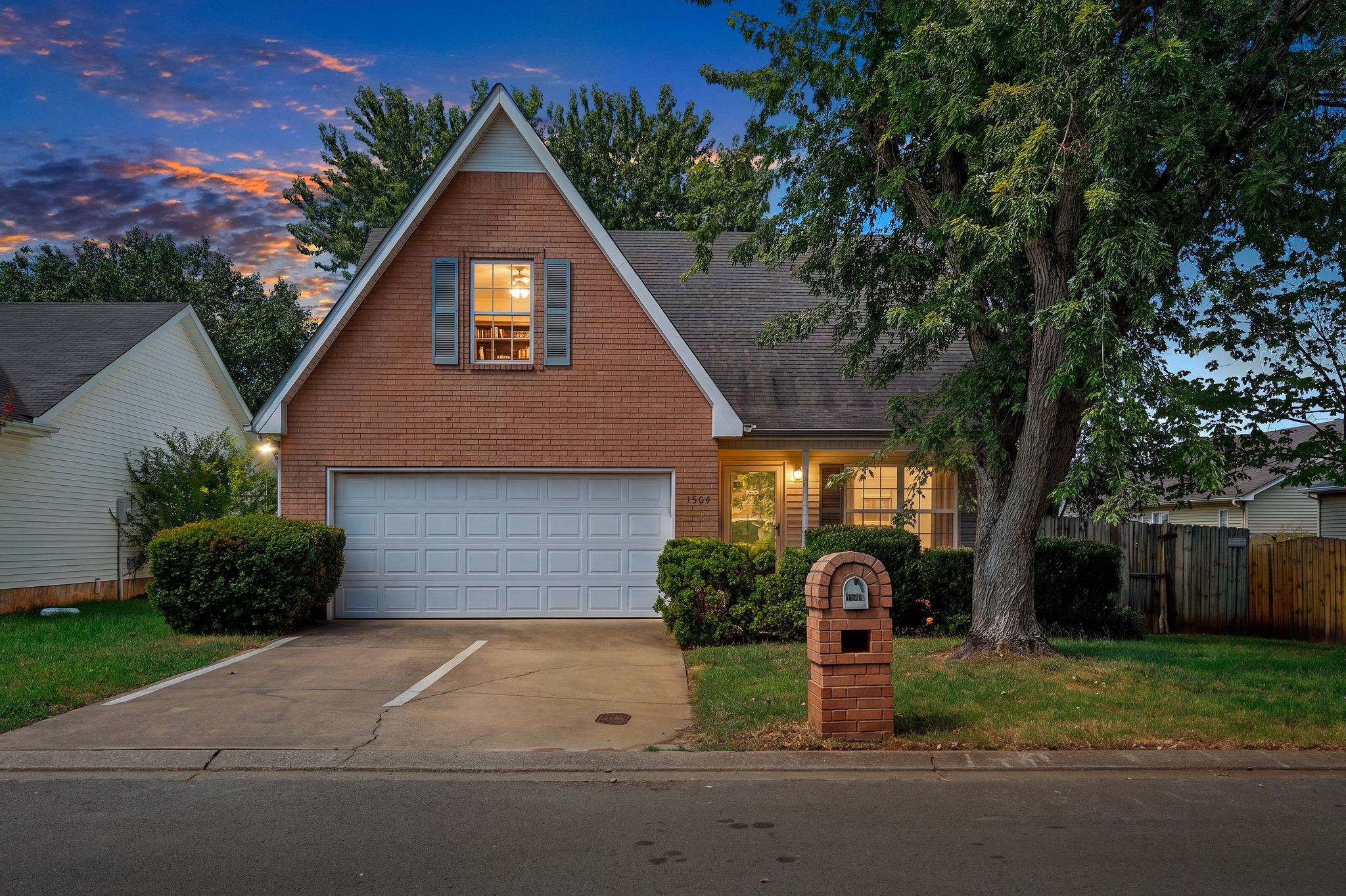 1504 Carrick Dr Property Photo 1