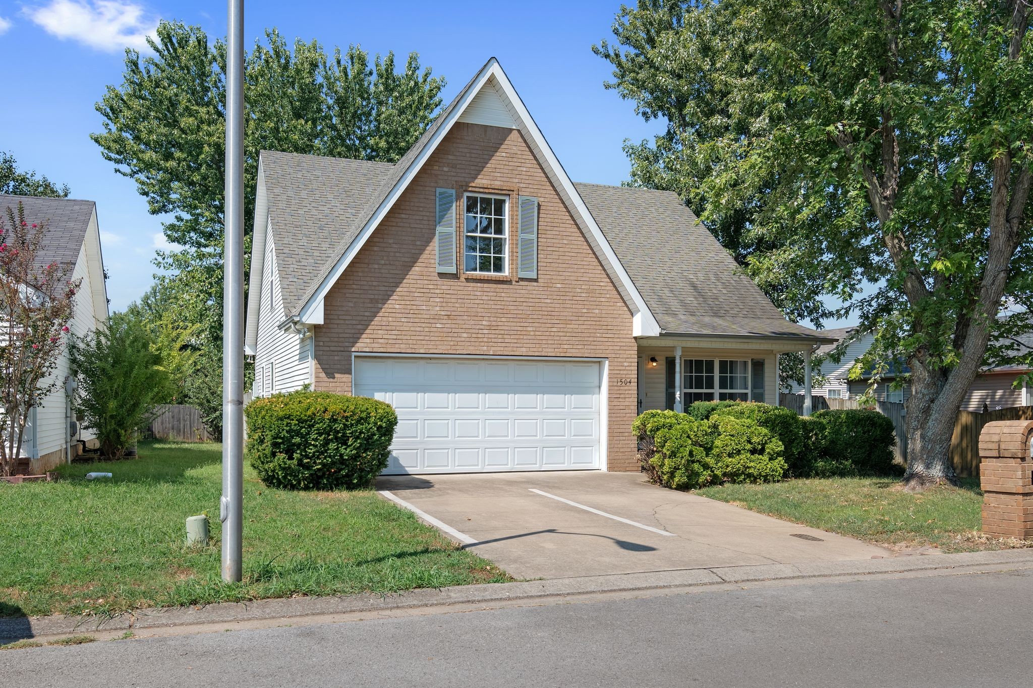 1504 Carrick Dr Property Photo 3