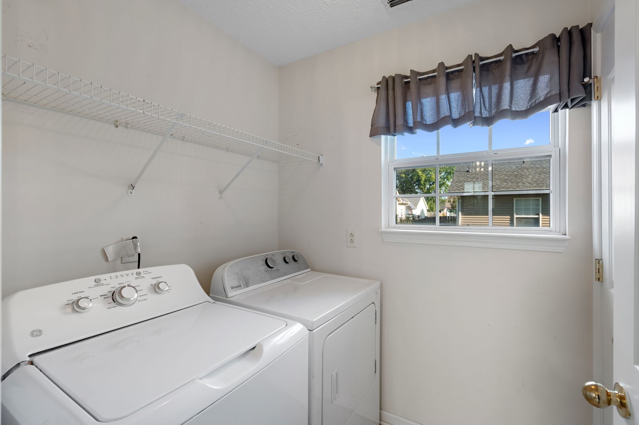 1504 Carrick Dr Property Photo 19