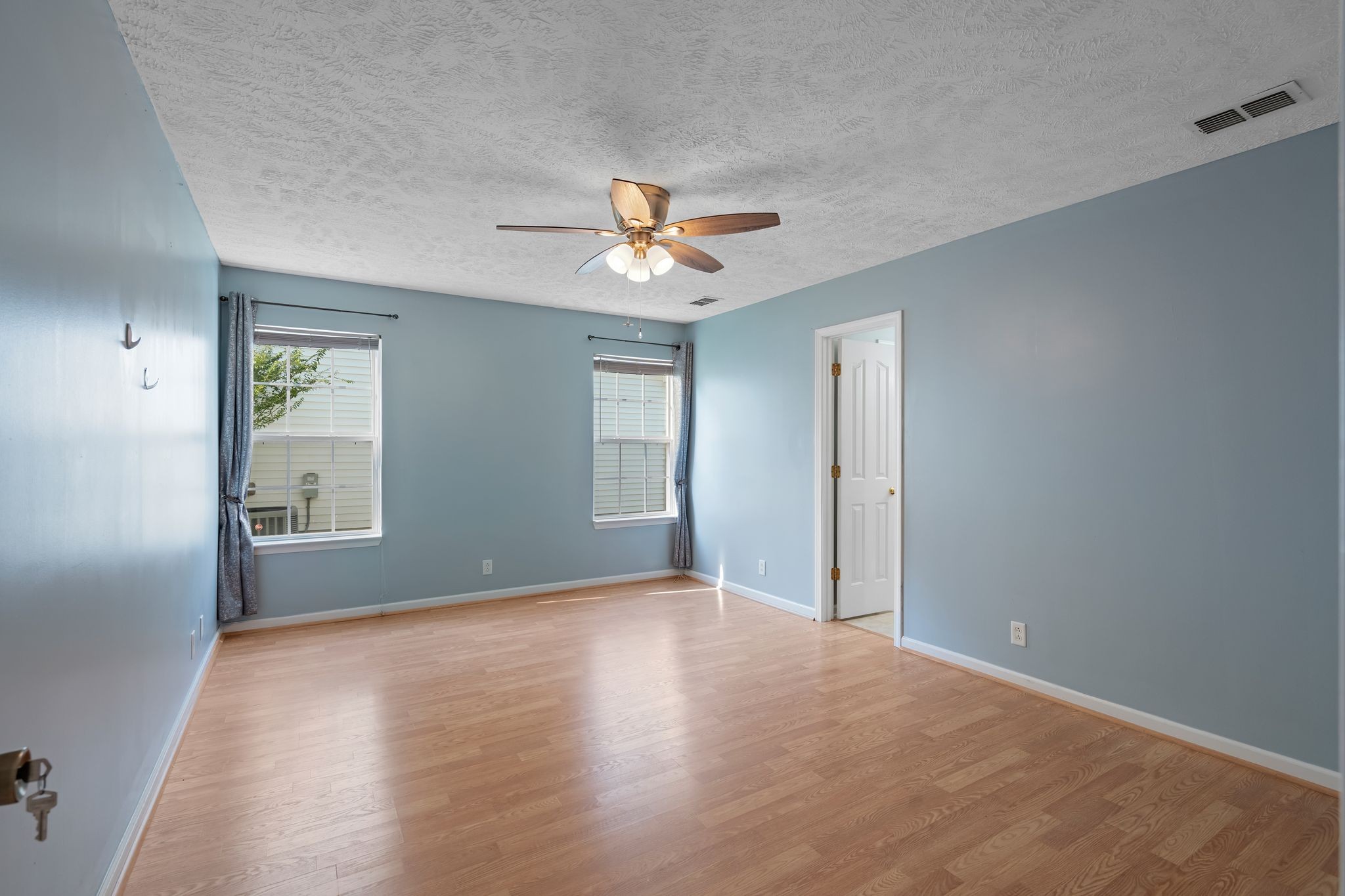 1504 Carrick Dr Property Photo 22