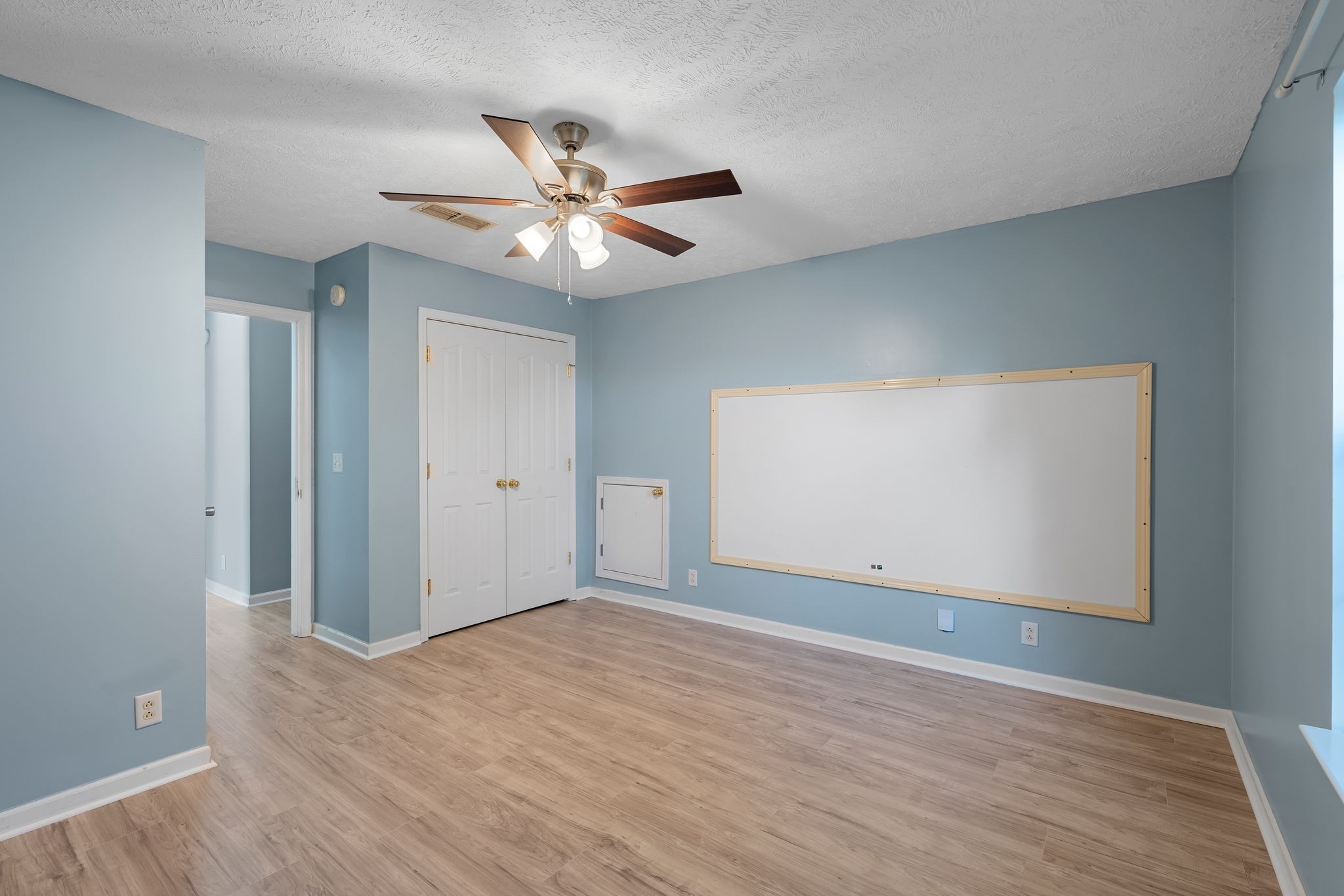 1504 Carrick Dr Property Photo 32