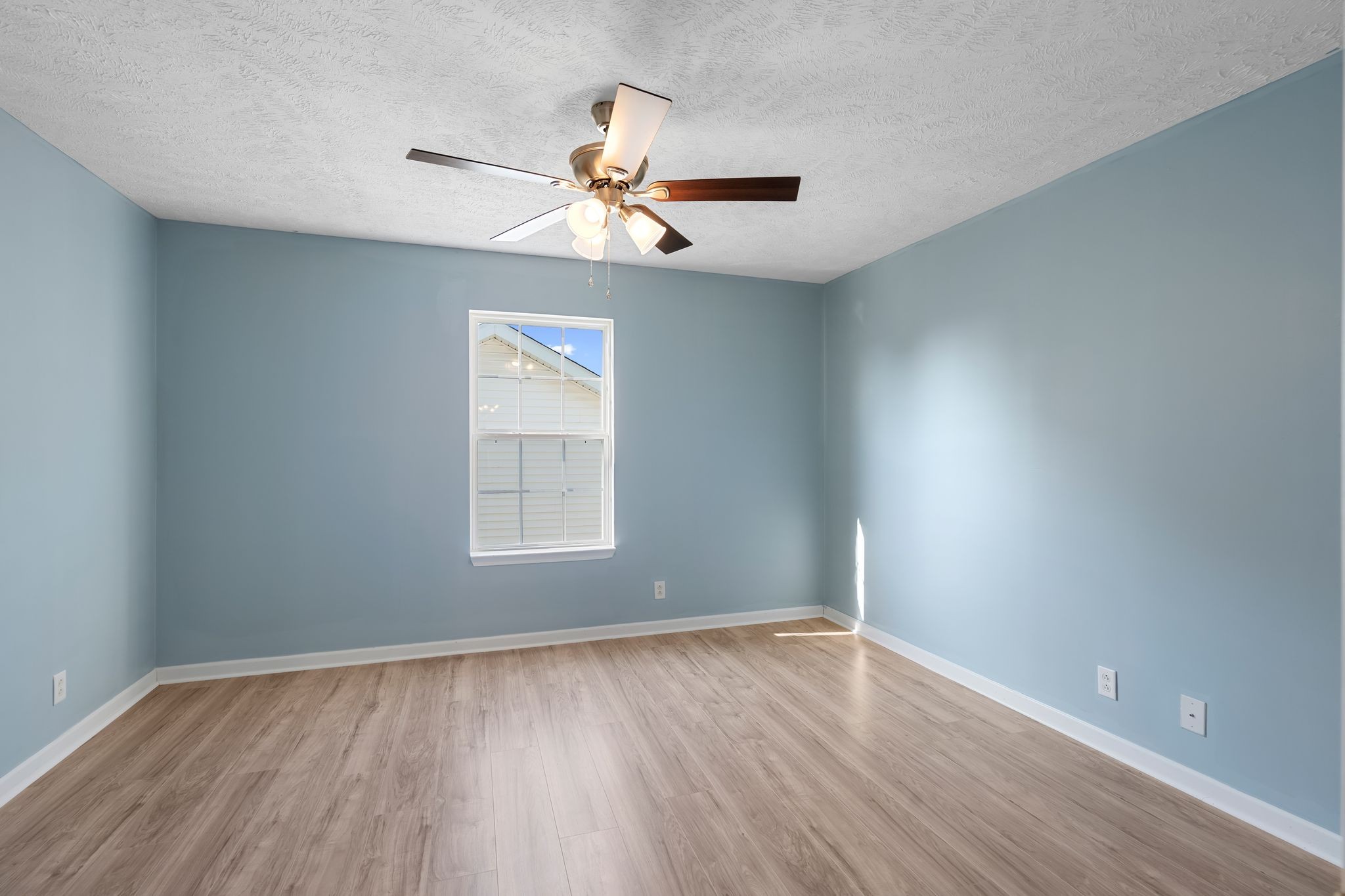 1504 Carrick Dr Property Photo 35