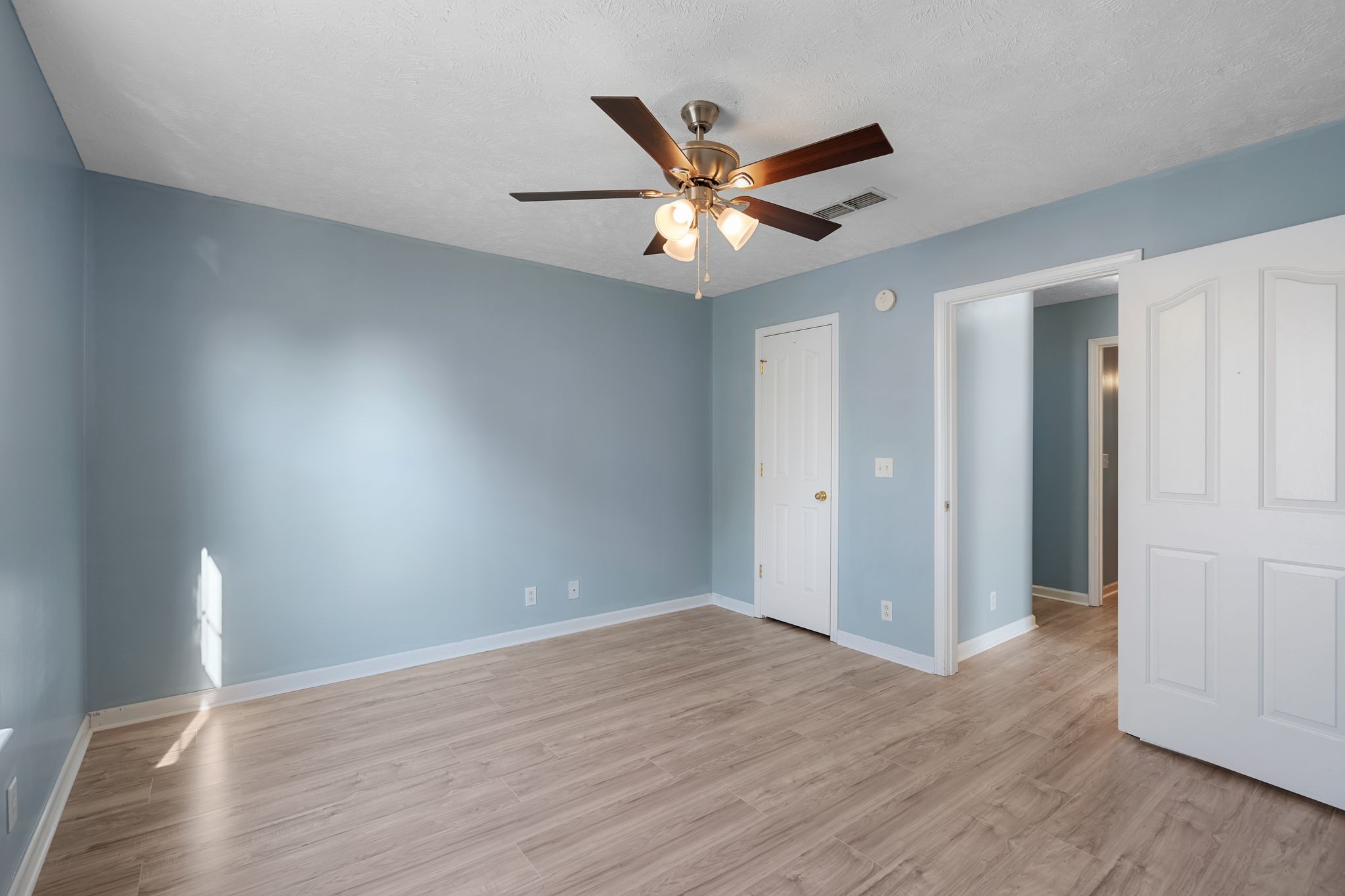 1504 Carrick Dr Property Photo 38