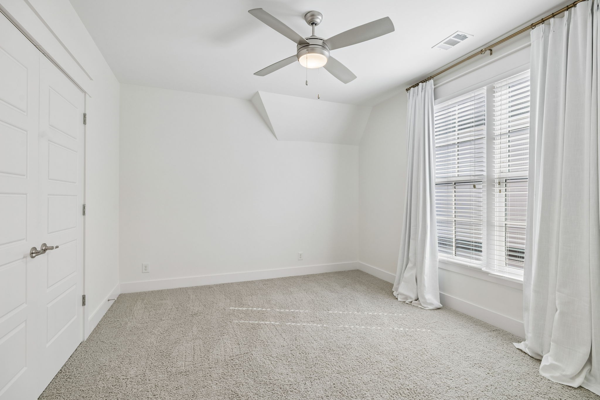 3640 Mayflower Pl Property Photo 60