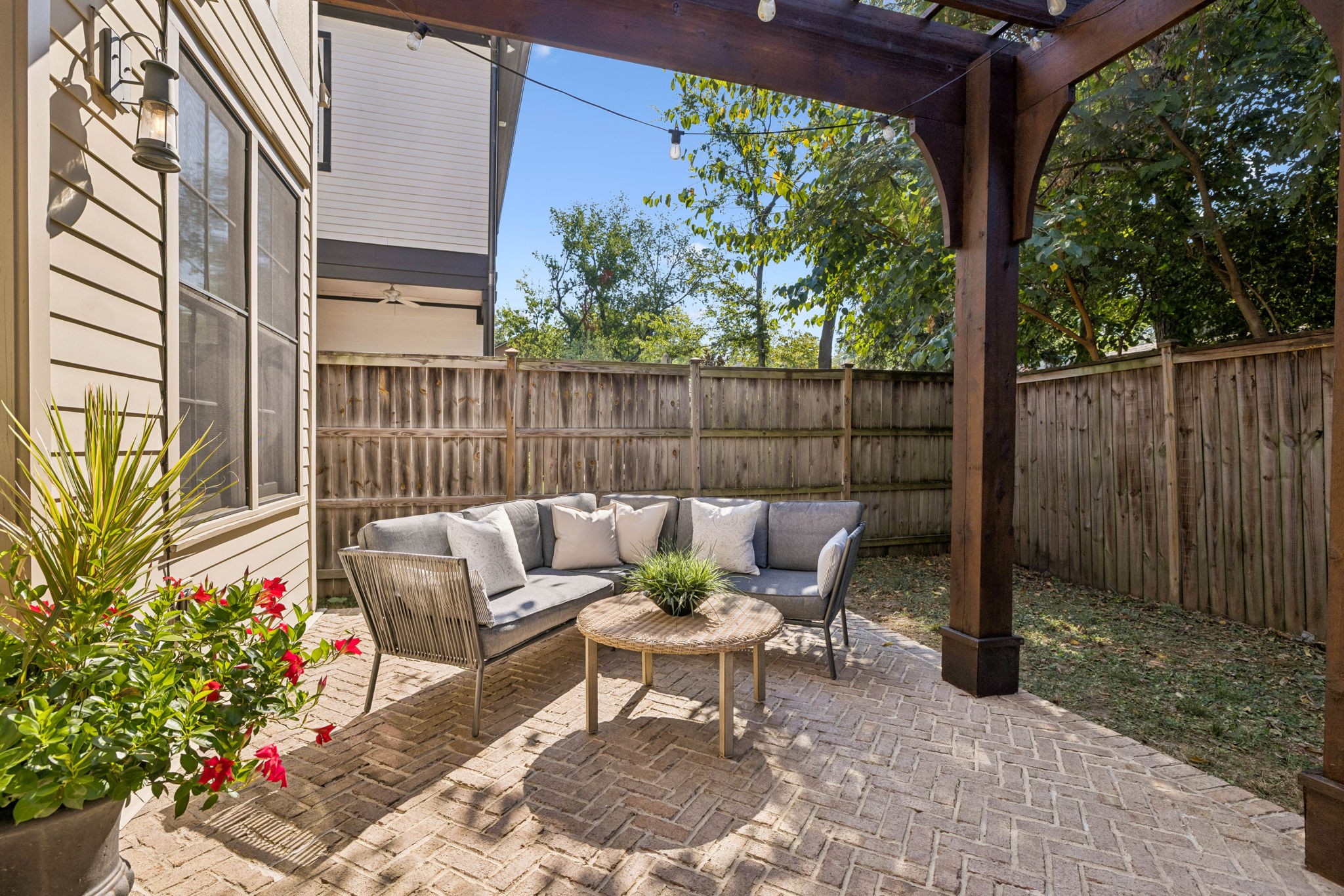 3640 Mayflower Pl Property Photo 64