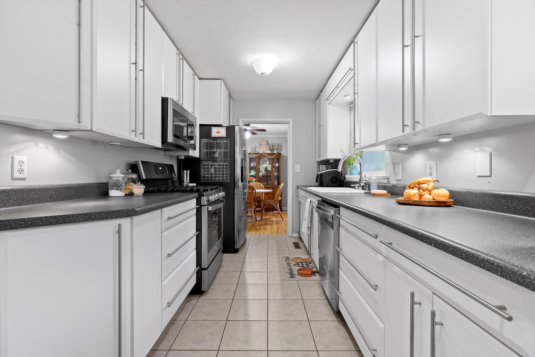 2526 Avalon Cir Property Photo 17