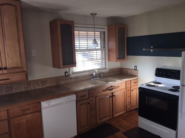 616 Eastboro Dr Property Photo 2
