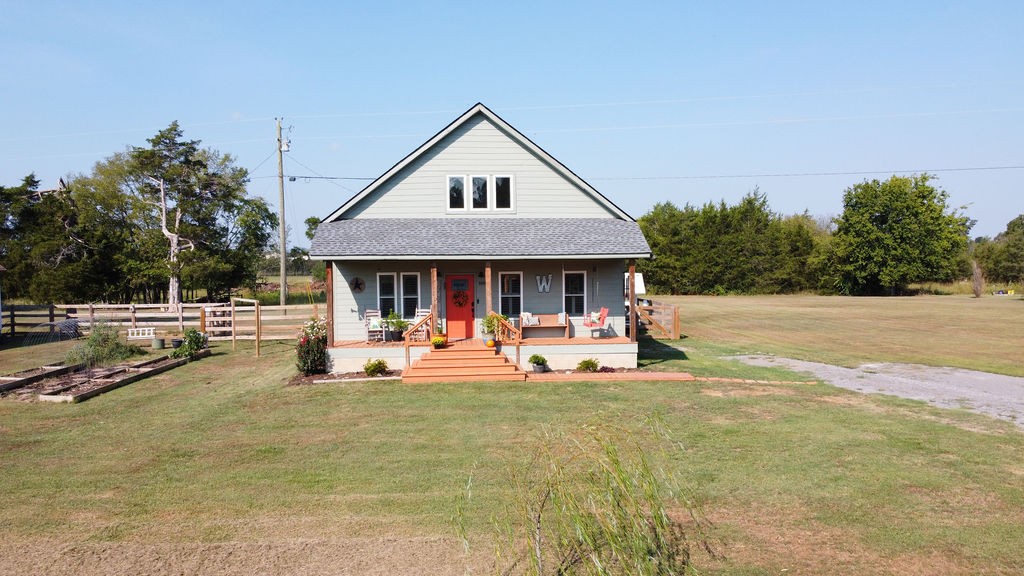 9986 Taylor Rd Property Photo 3