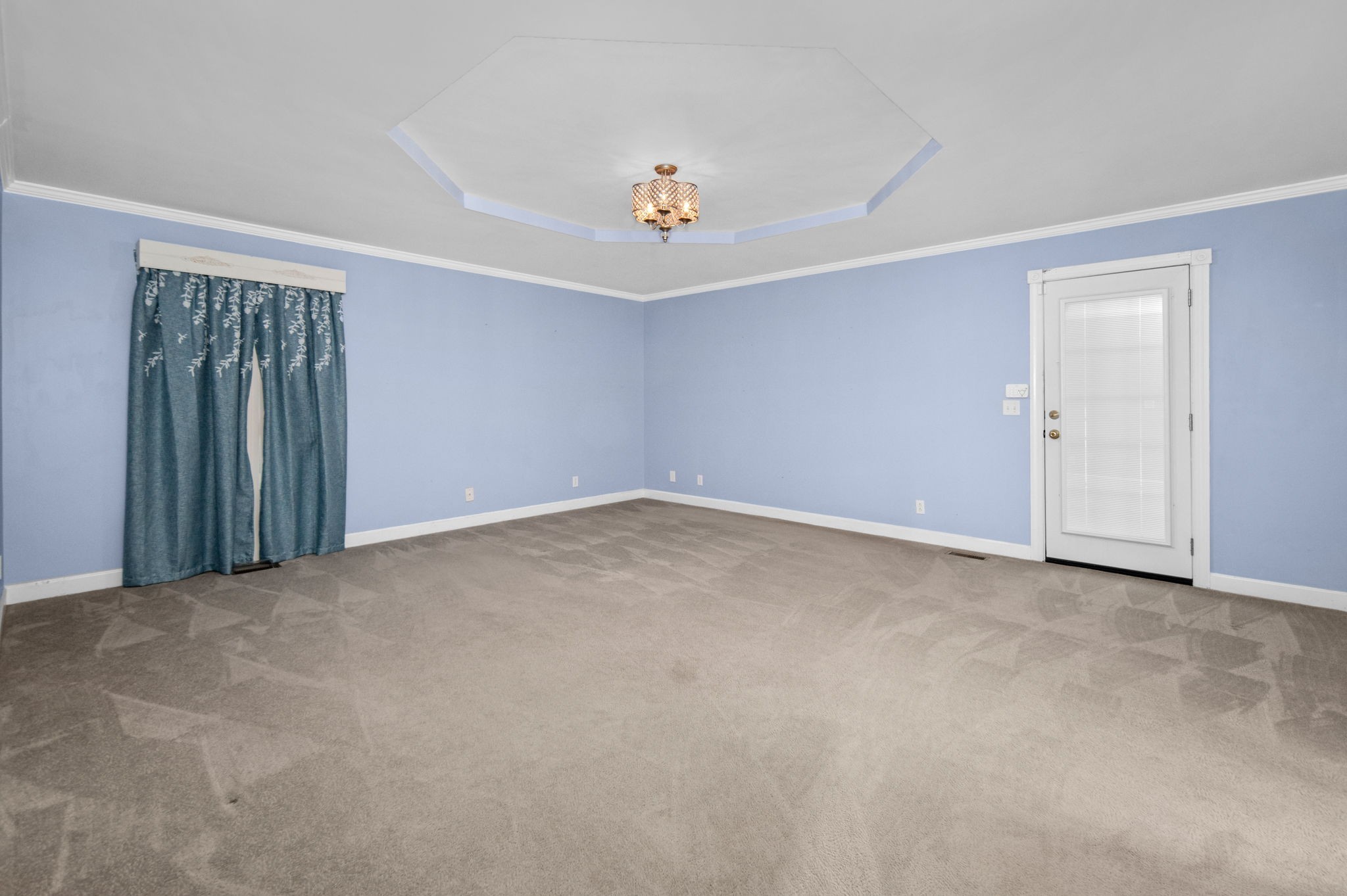 2814 Archer Ave Property Photo 27