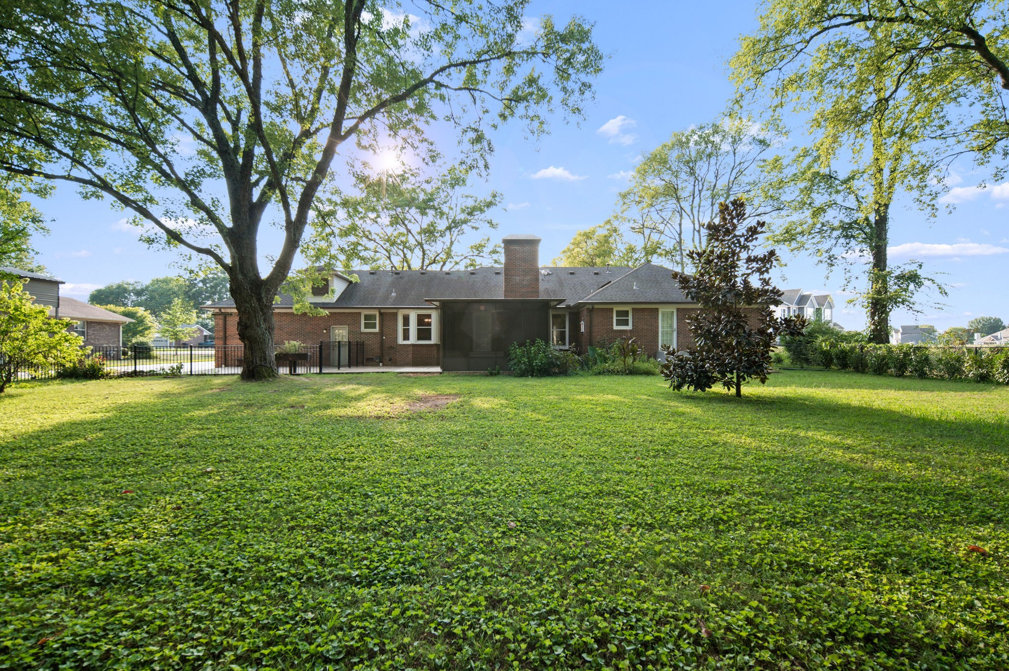 2814 Archer Ave Property Photo 43