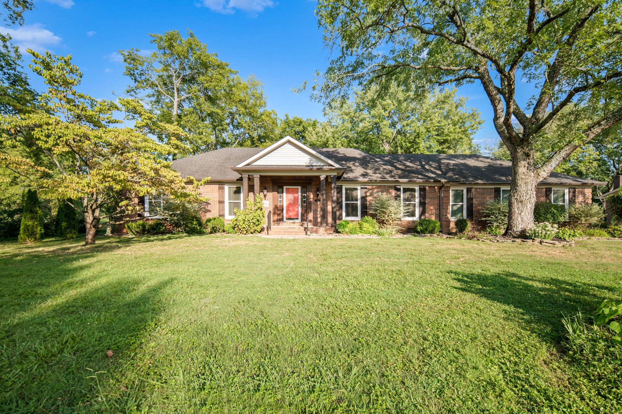 2814 Archer Ave Property Photo 47