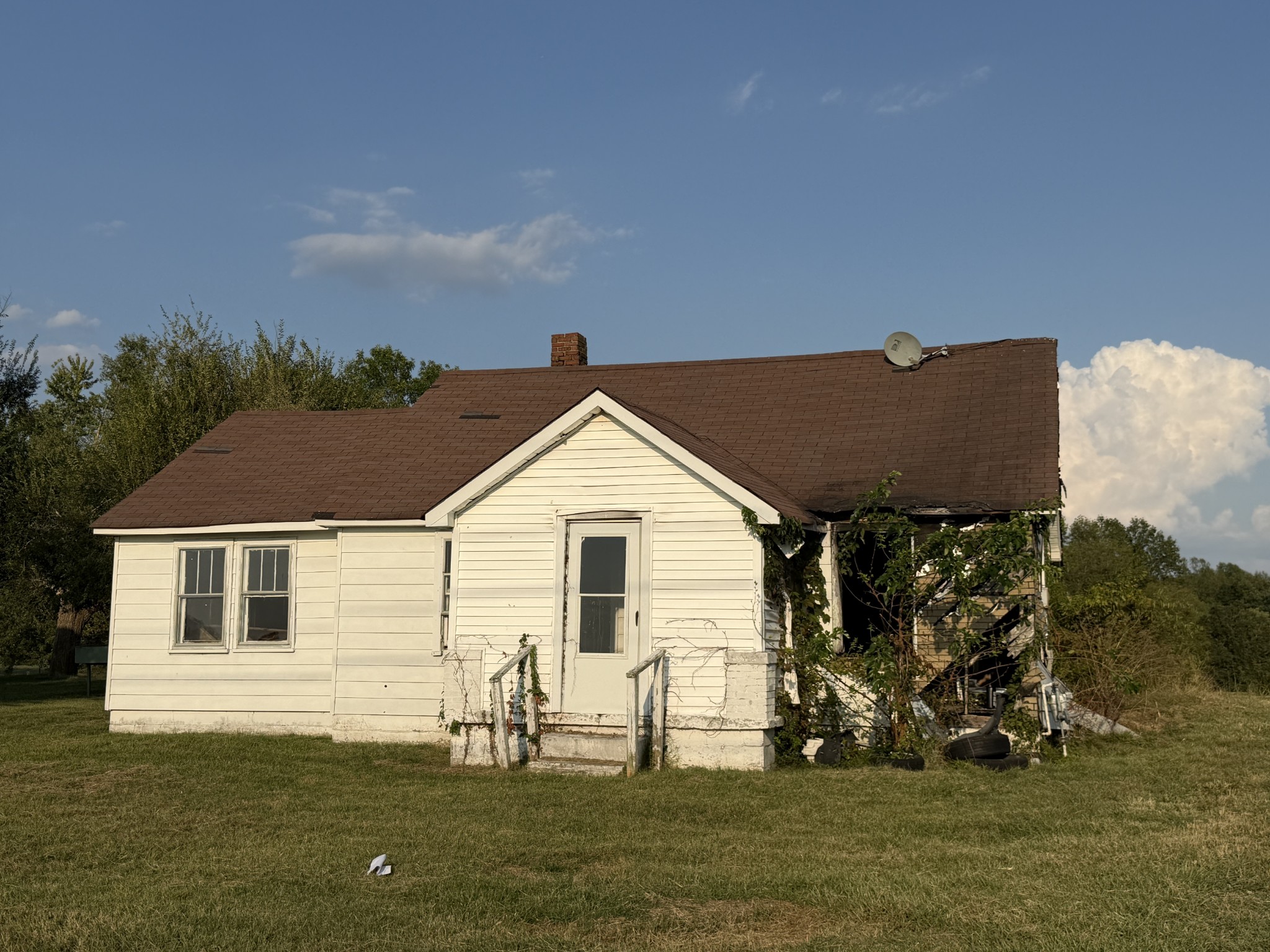 311 Old Highway 109 Property Photo 1