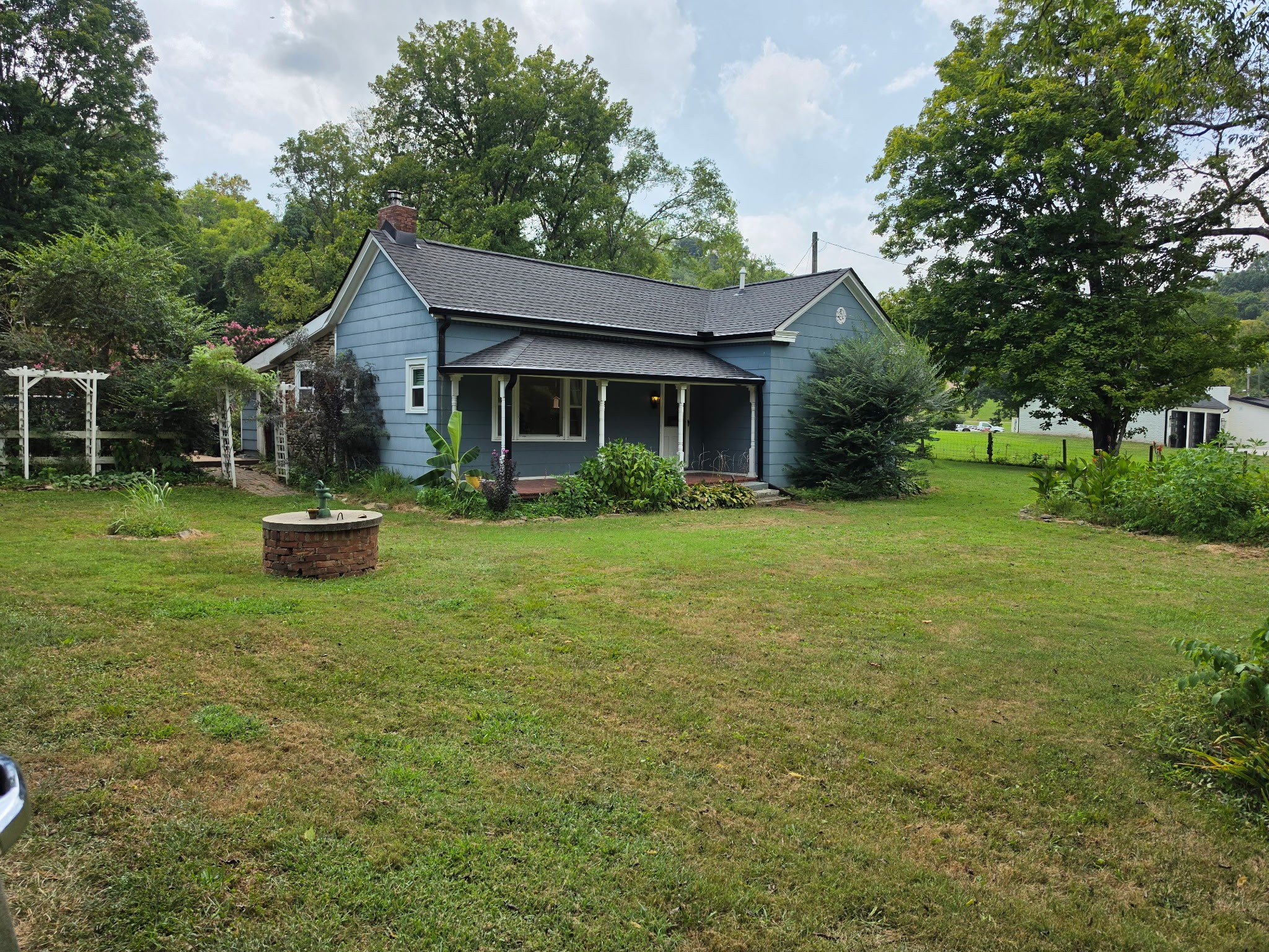 4136 Brick Church Pike Property Photo 1
