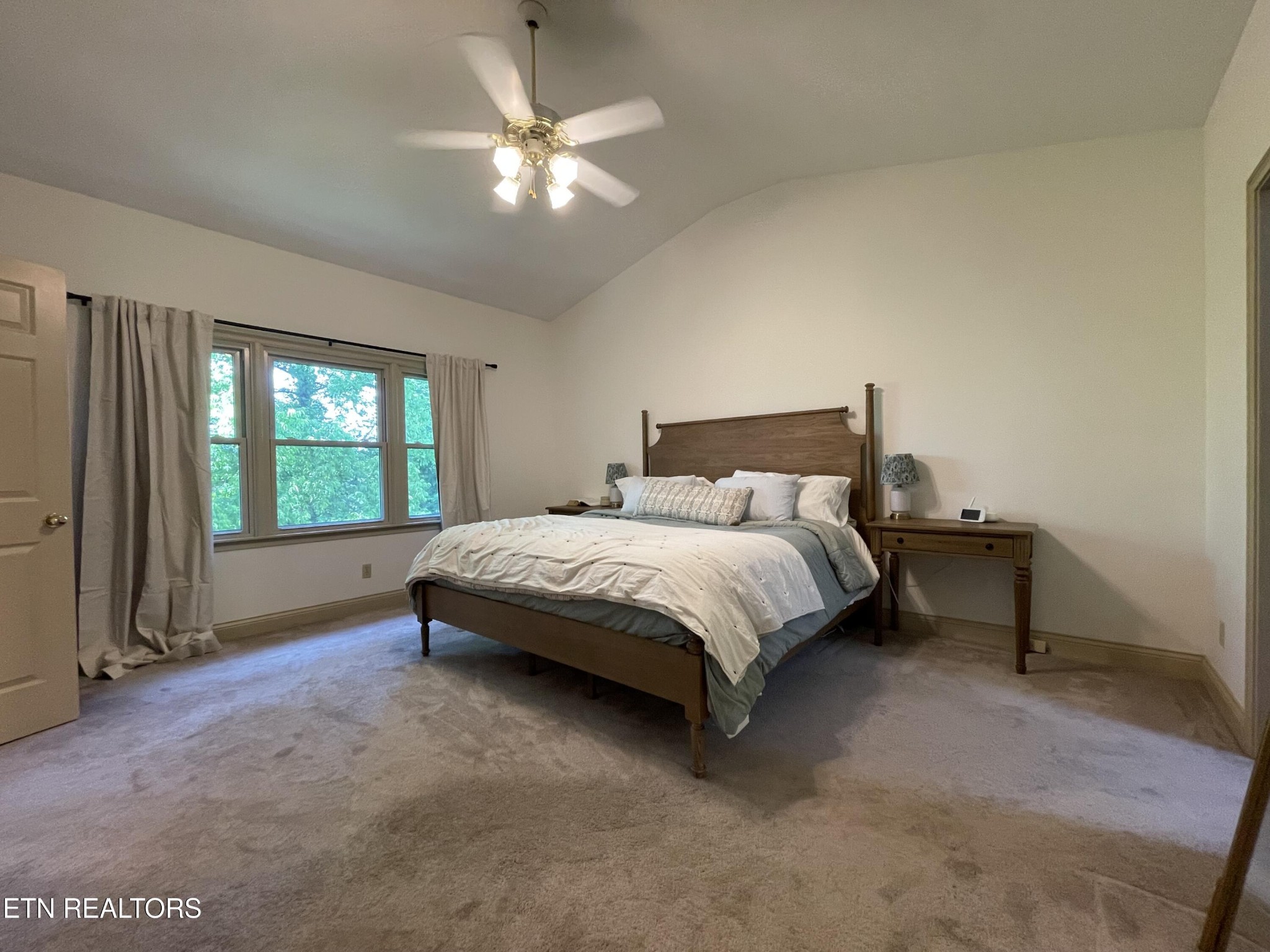 103 Farmington Place Property Photo 30