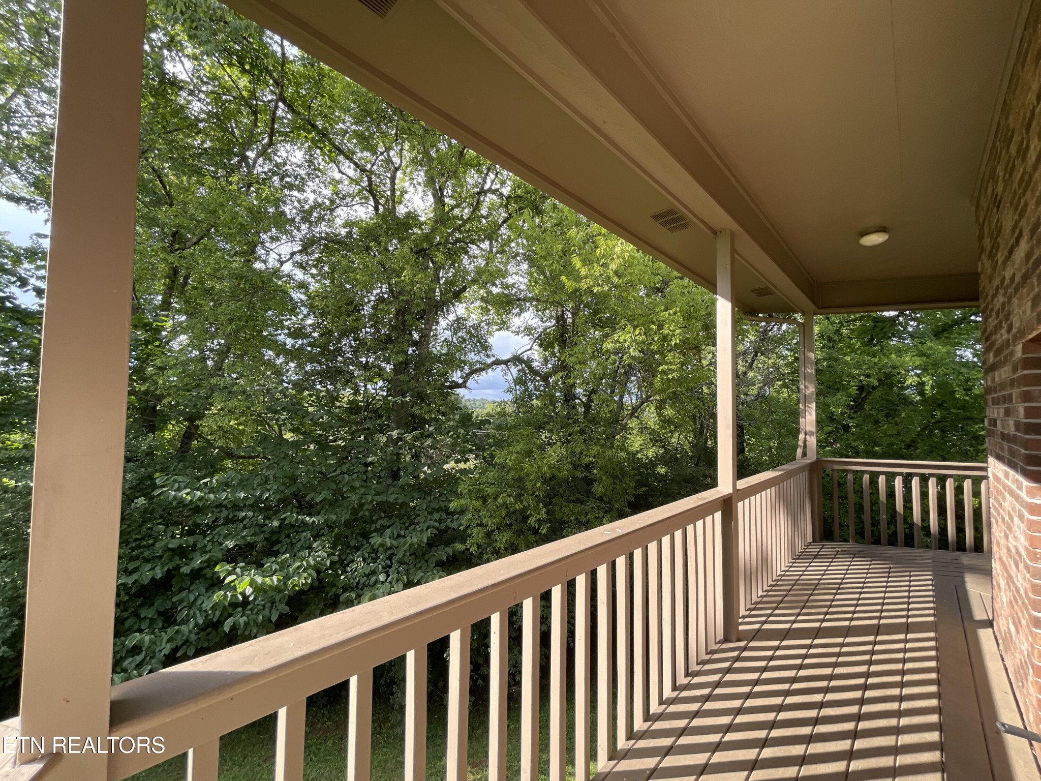103 Farmington Place Property Photo 43