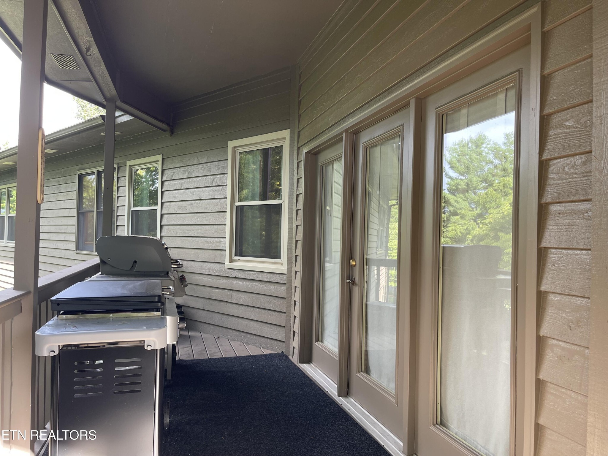 103 Farmington Place Property Photo 44