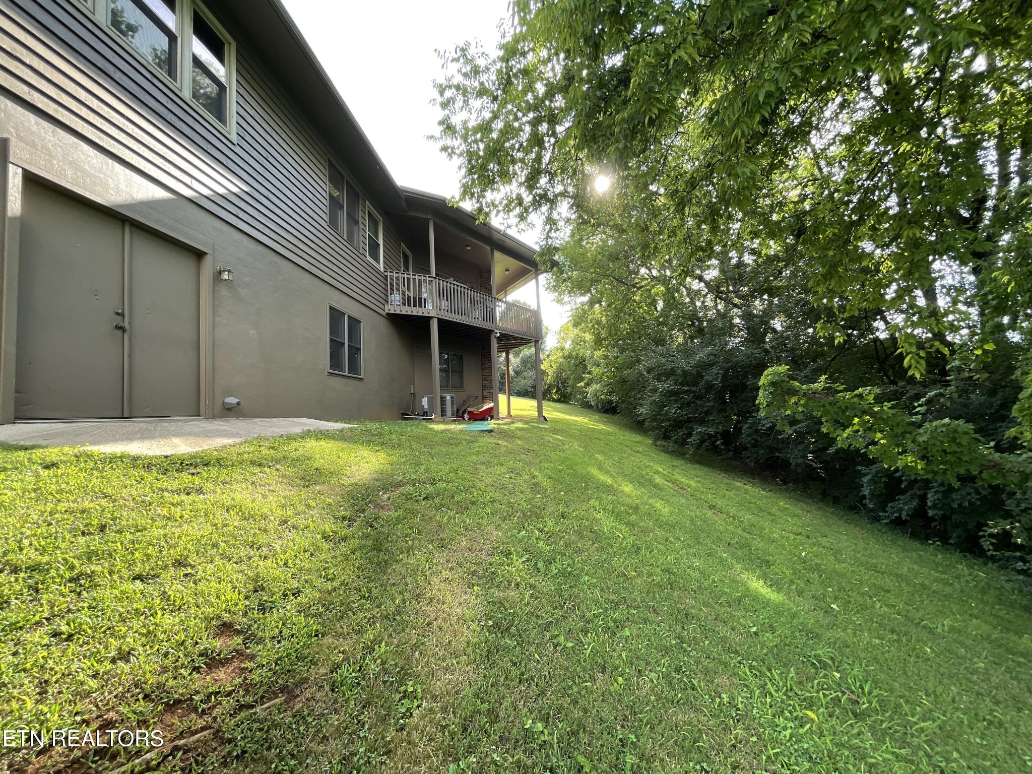 103 Farmington Place Property Photo 47