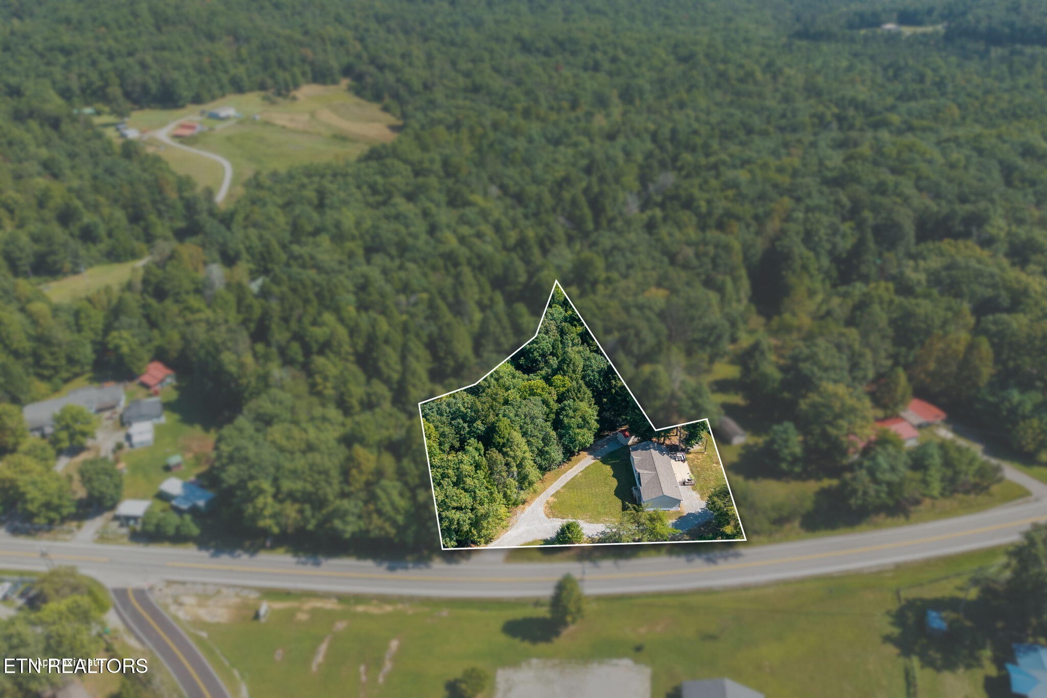 18726 Clarkrange Hwy Property Photo 3
